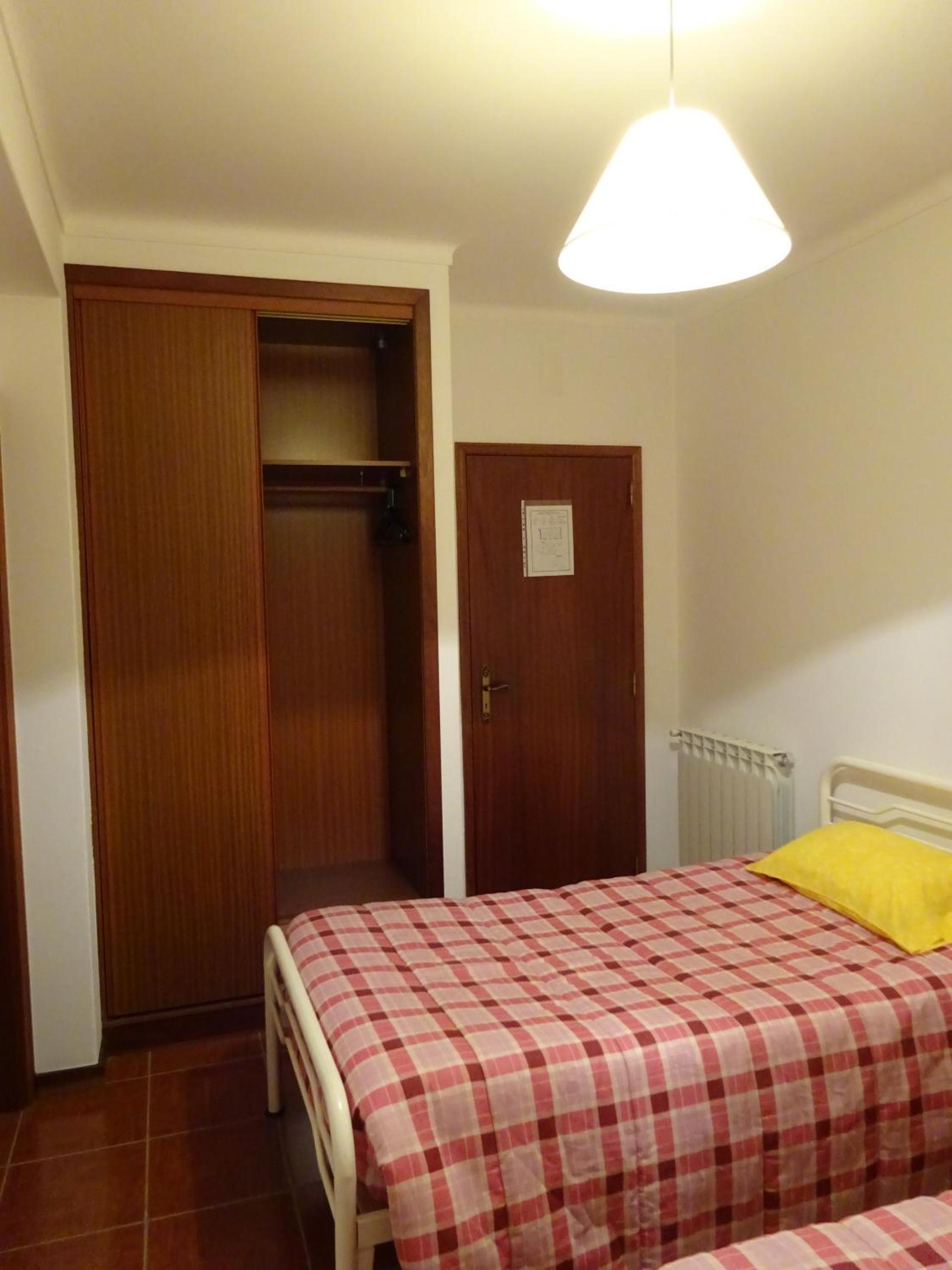 Double or Twin Room - Photo 5