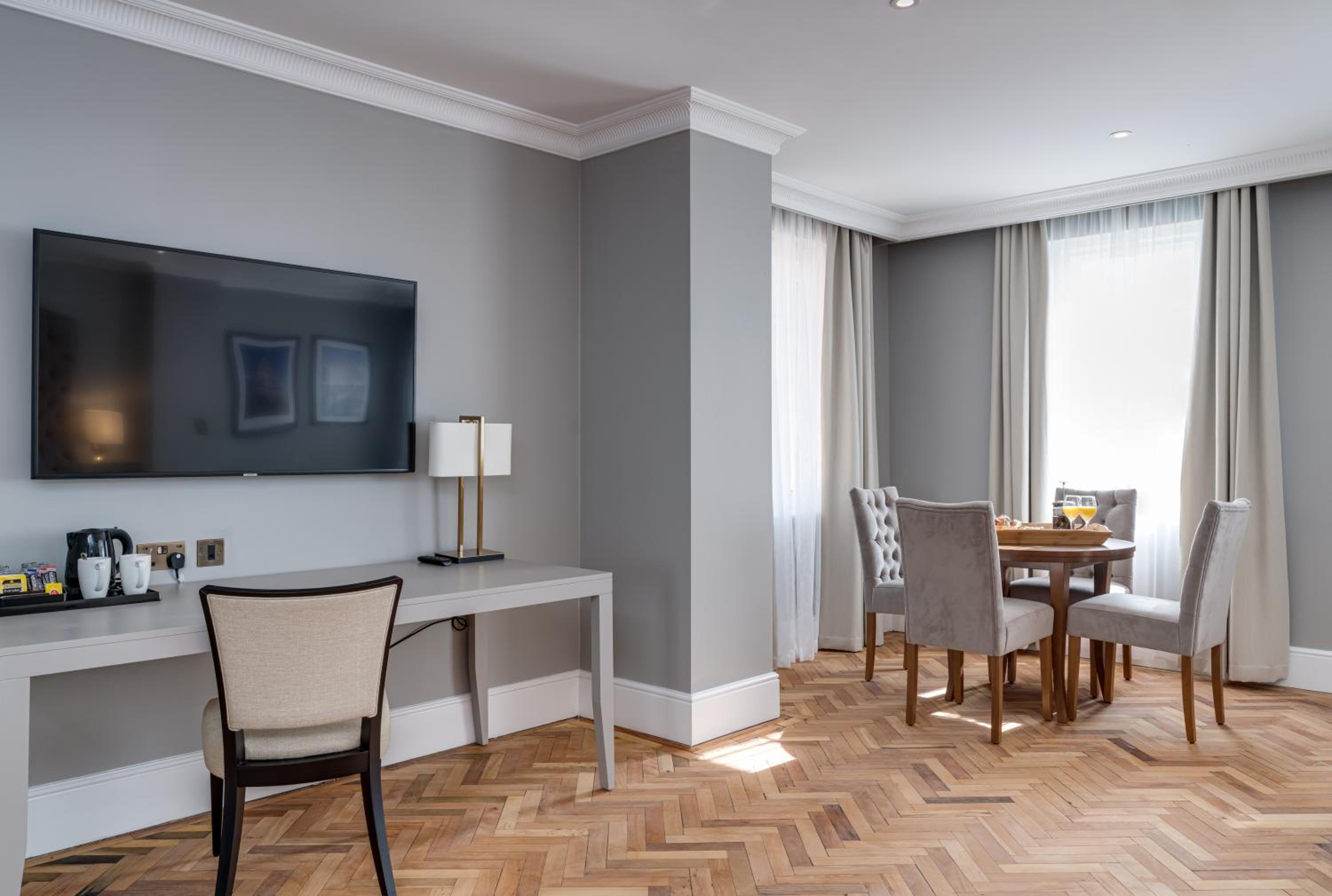 Mansion House Suite - Photo 8