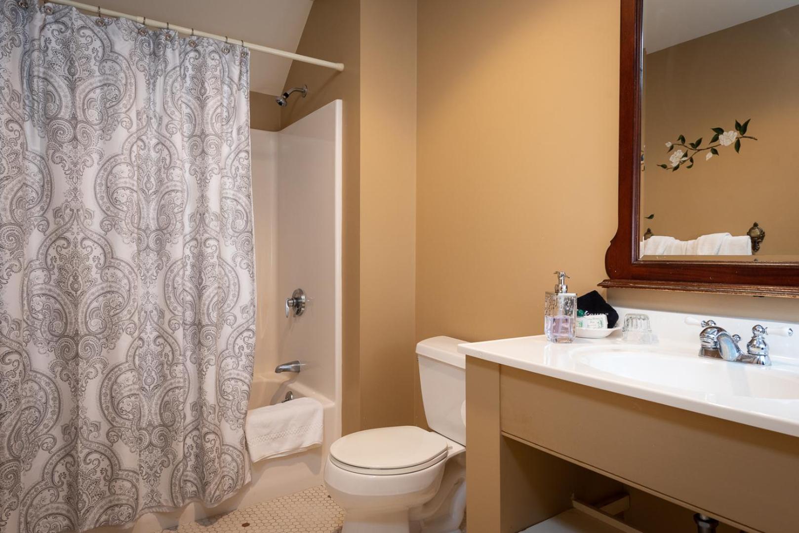 Deluxe Double Room with Balcony # 12 photo 2