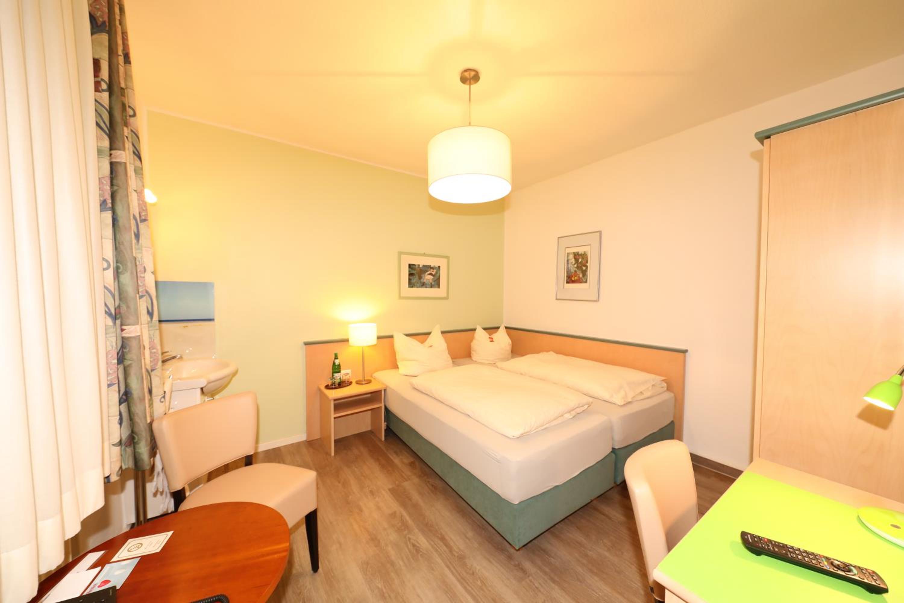 Triple Room - Photo 1