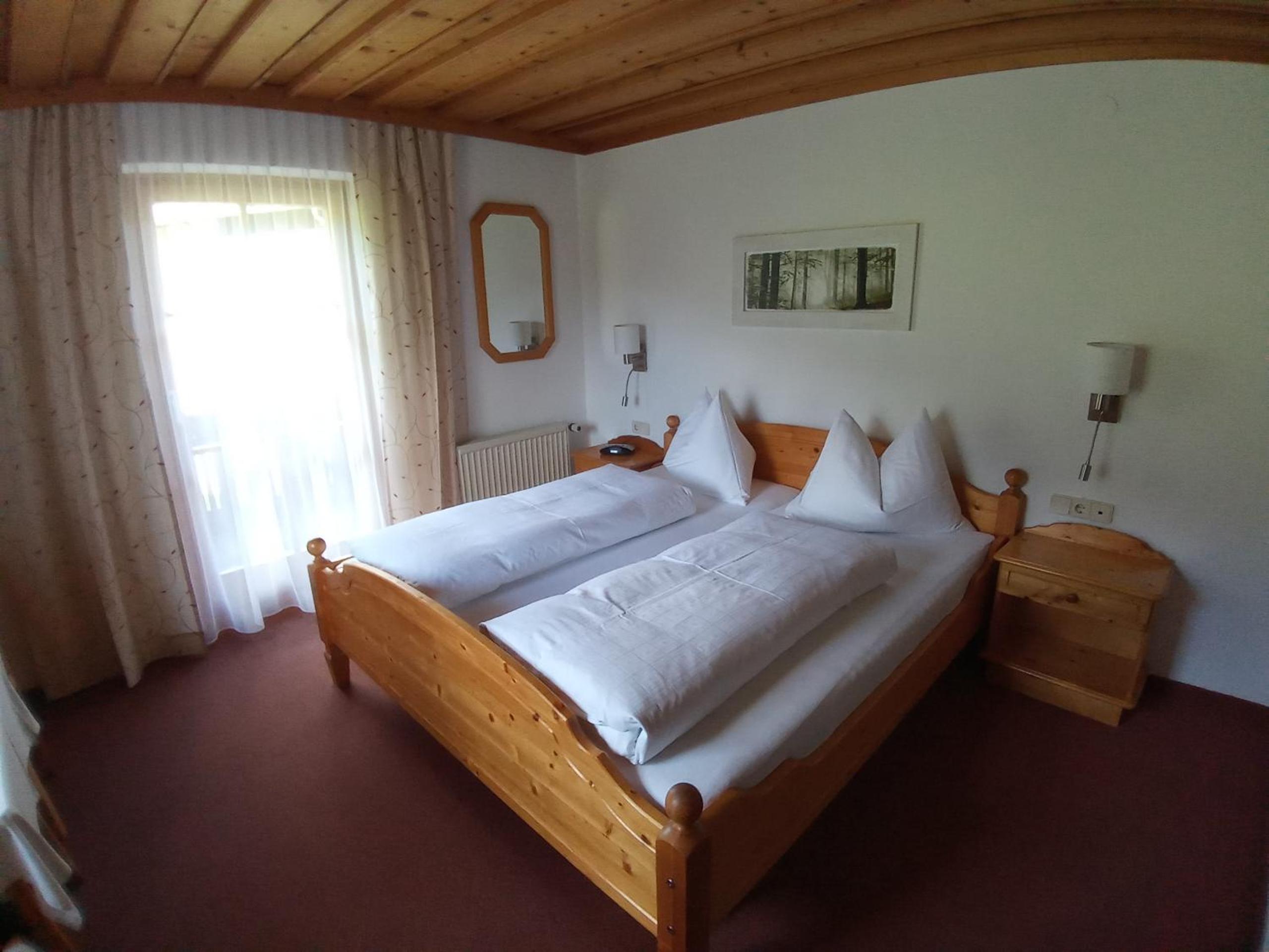 Studio Apartment photo 1