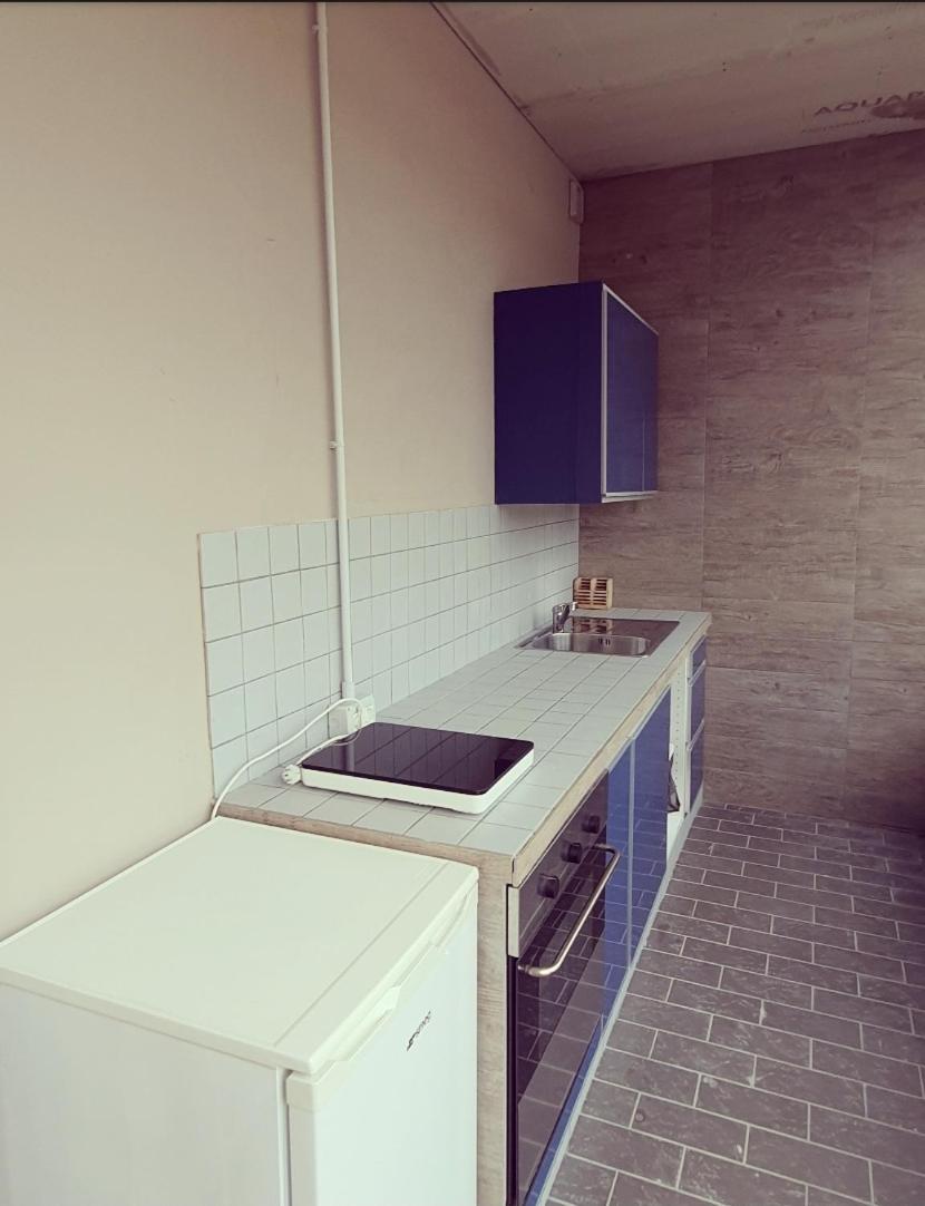 Studio Apartment - Photo 6