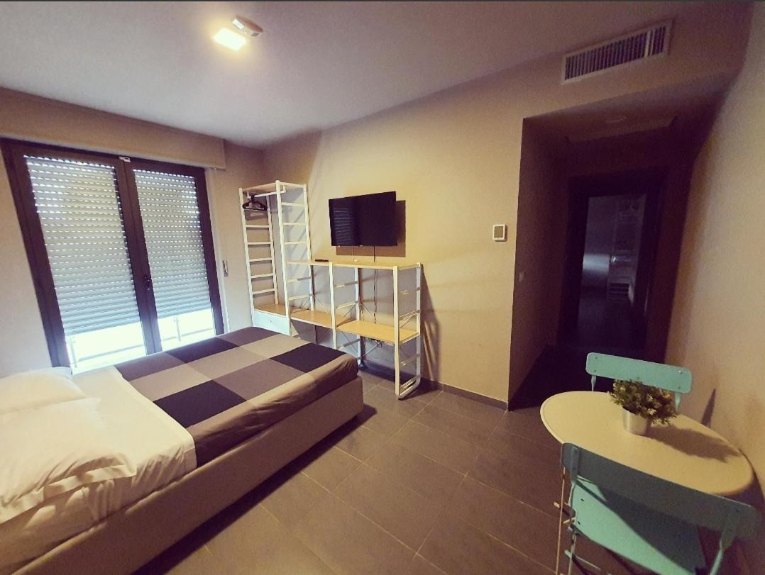 Deluxe Family Suite - Photo 1