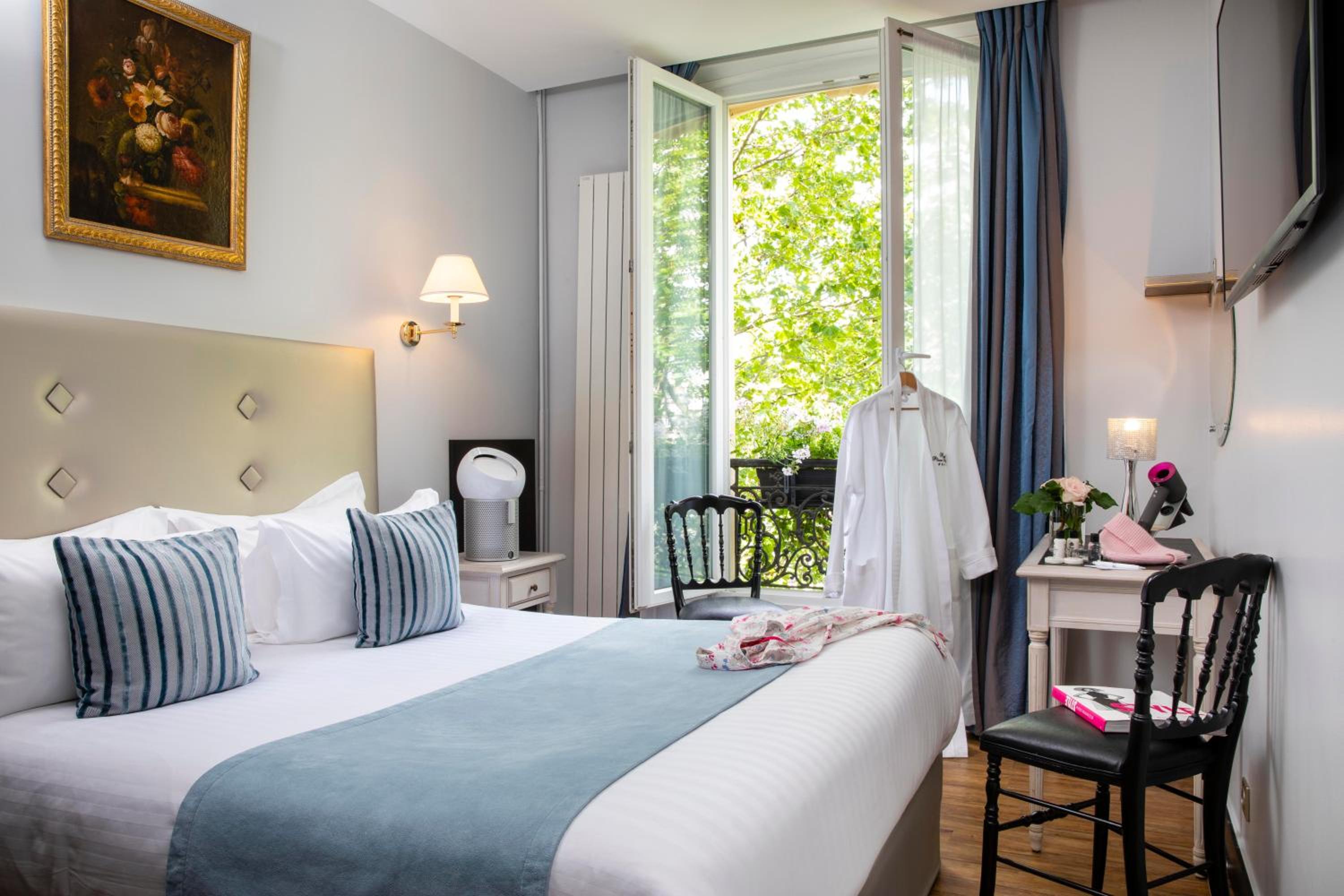 Superior Double or Twin Room photo 1