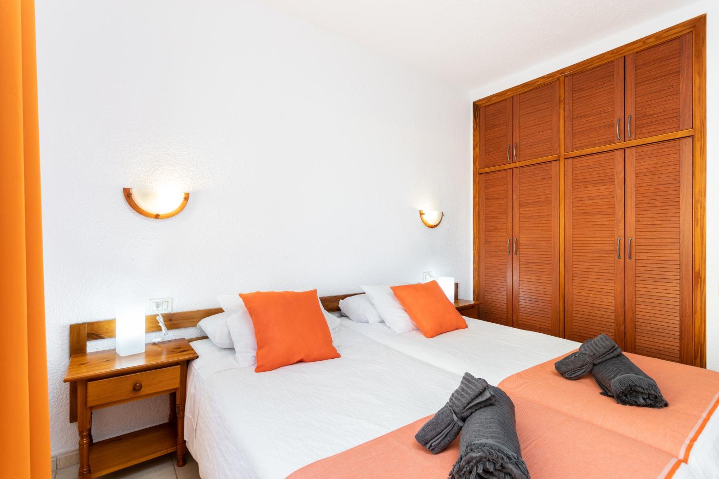 One-Bedroom Apartment - Photo 7