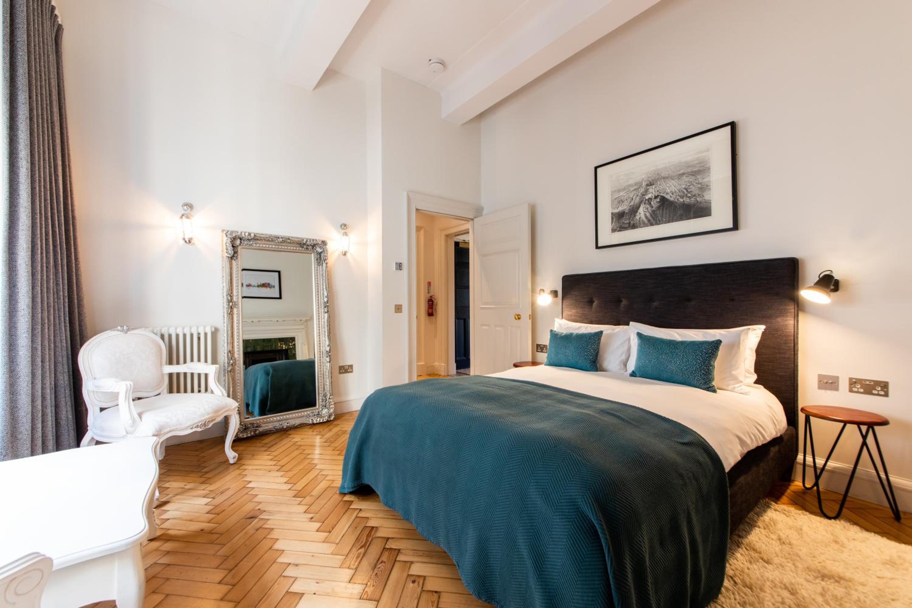 West Wing – two bedroom apartment 21