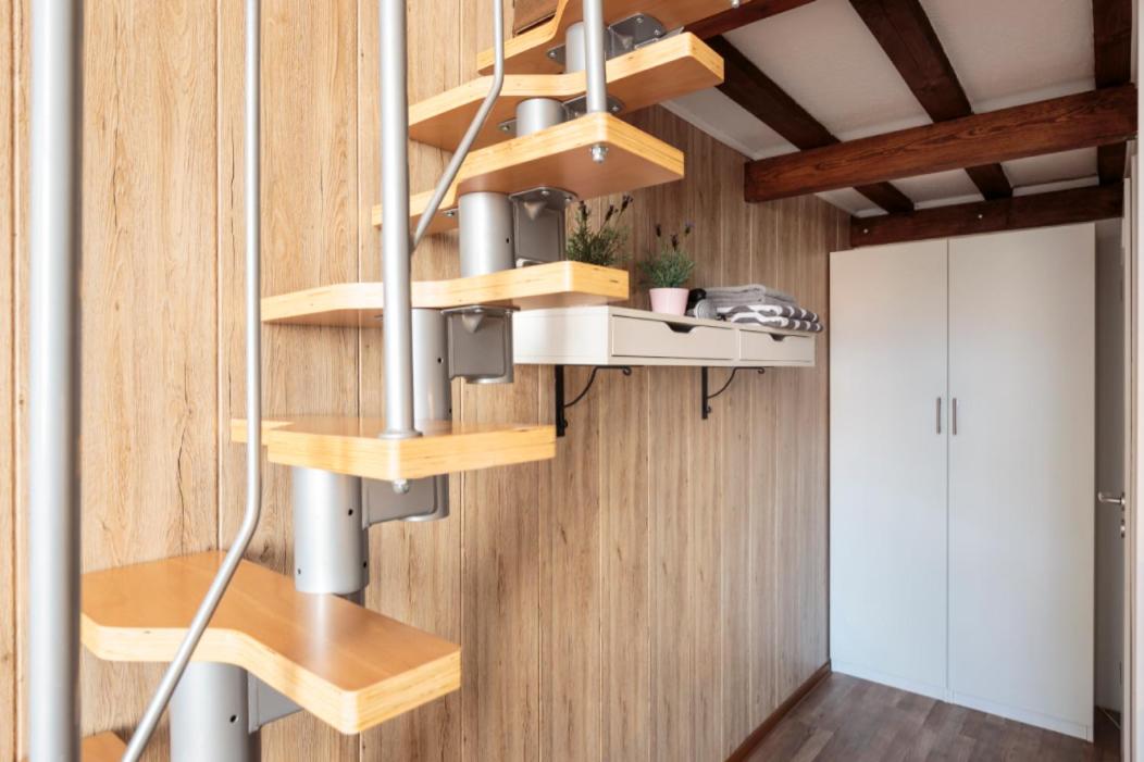 Apartment - Split Level photo 2