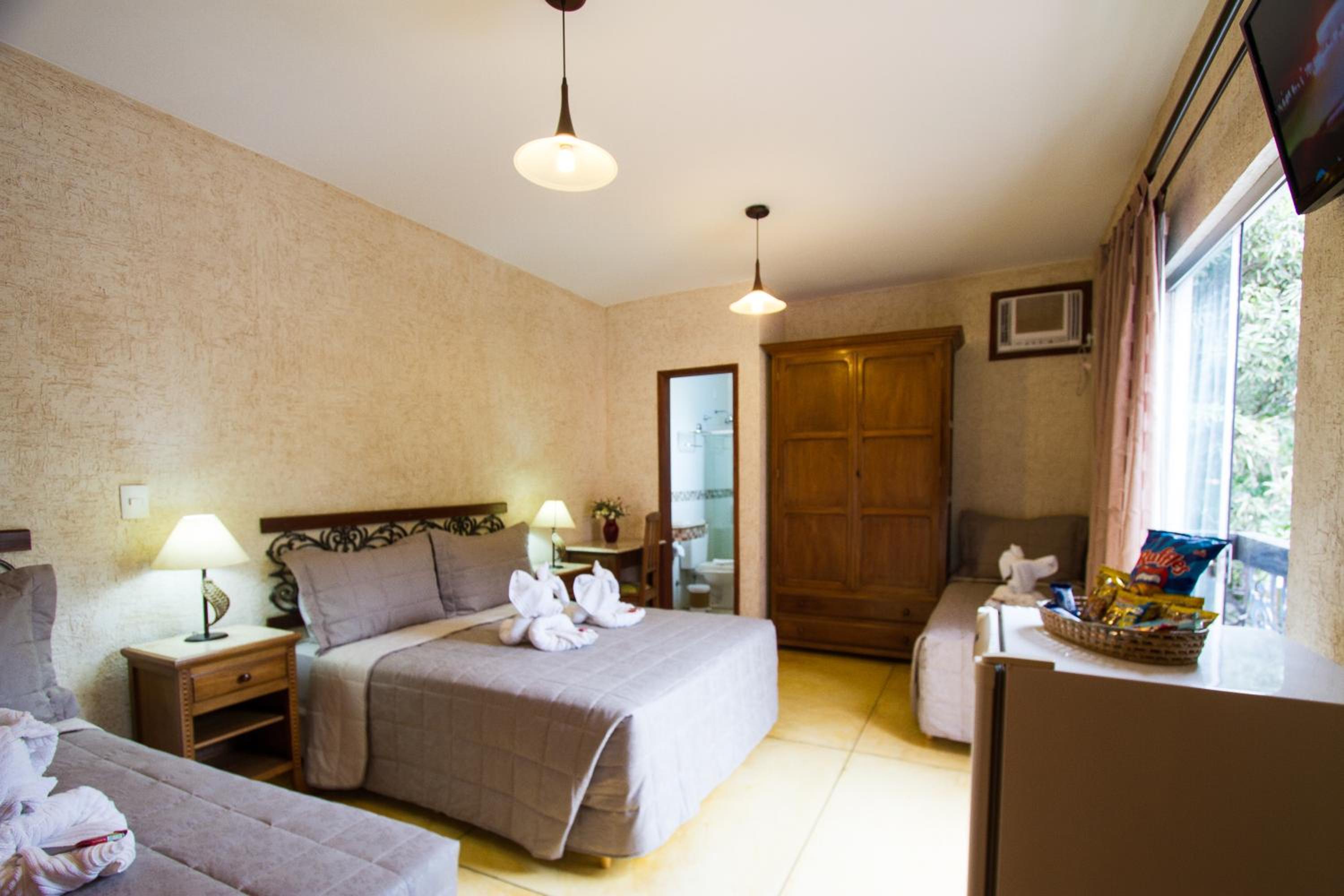 Superior Quadruple Room - Photo 3