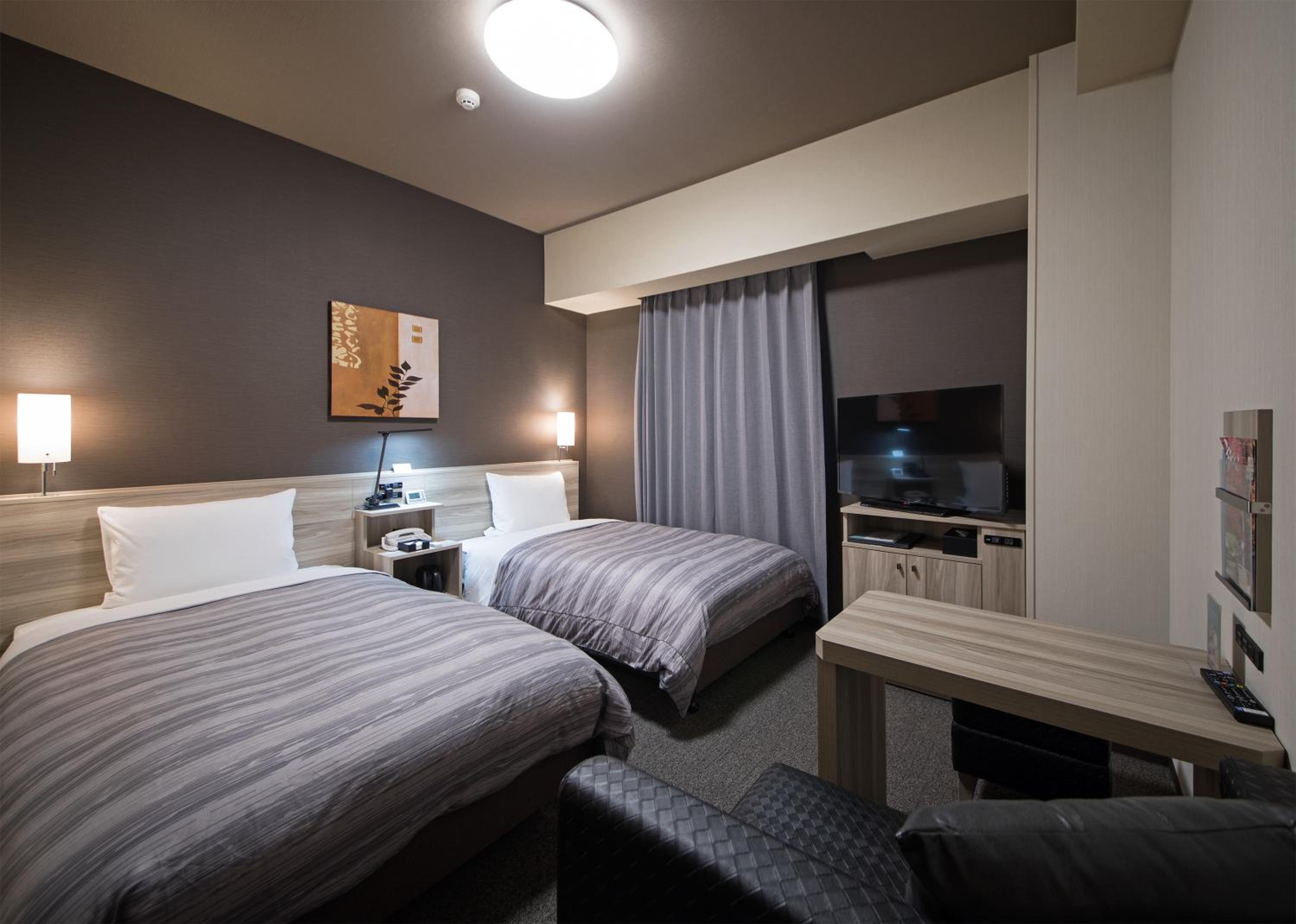 Twin Room - Non-Smoking - Photo 1