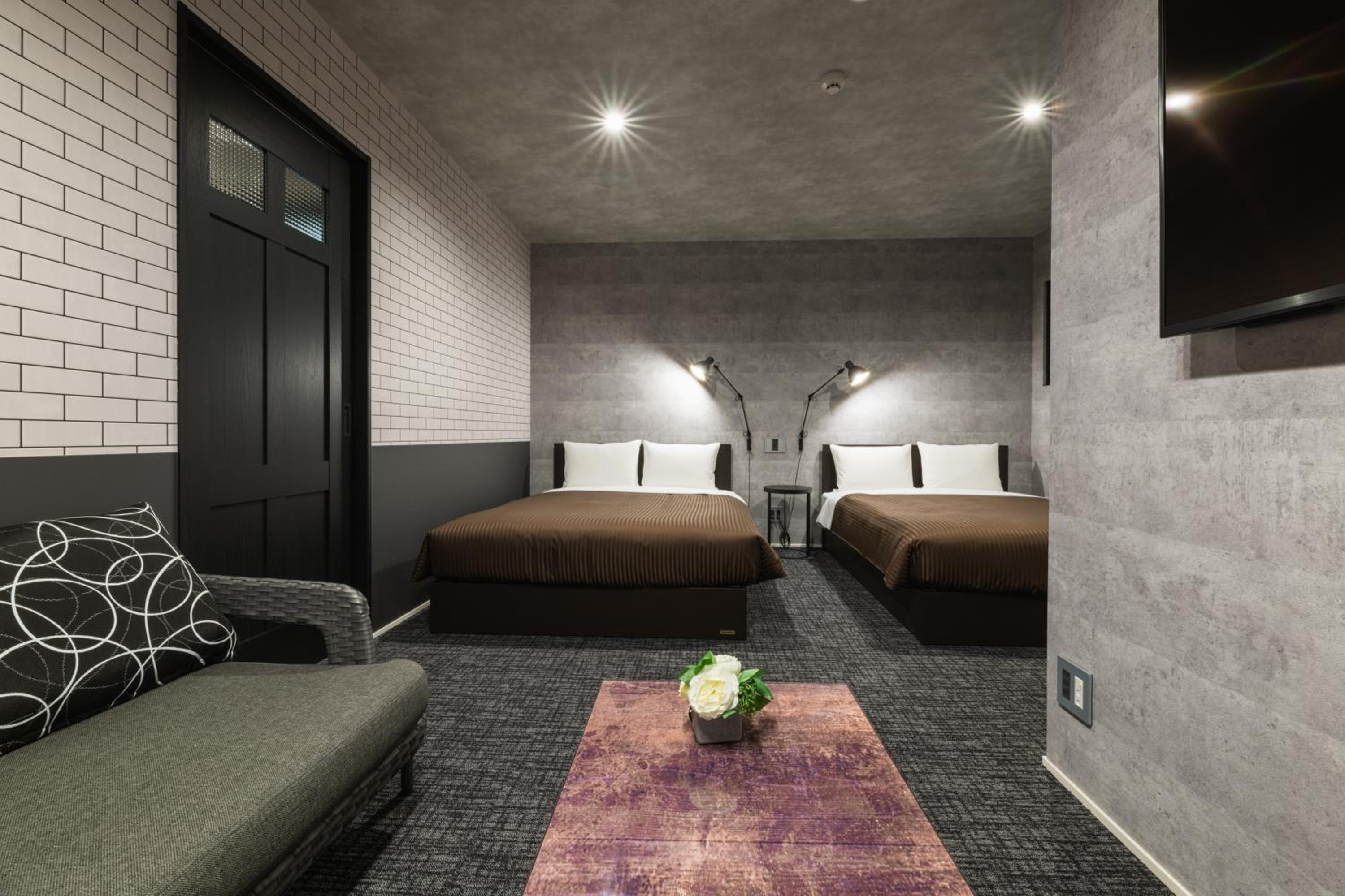 Standard Twin Room - Photo 2
