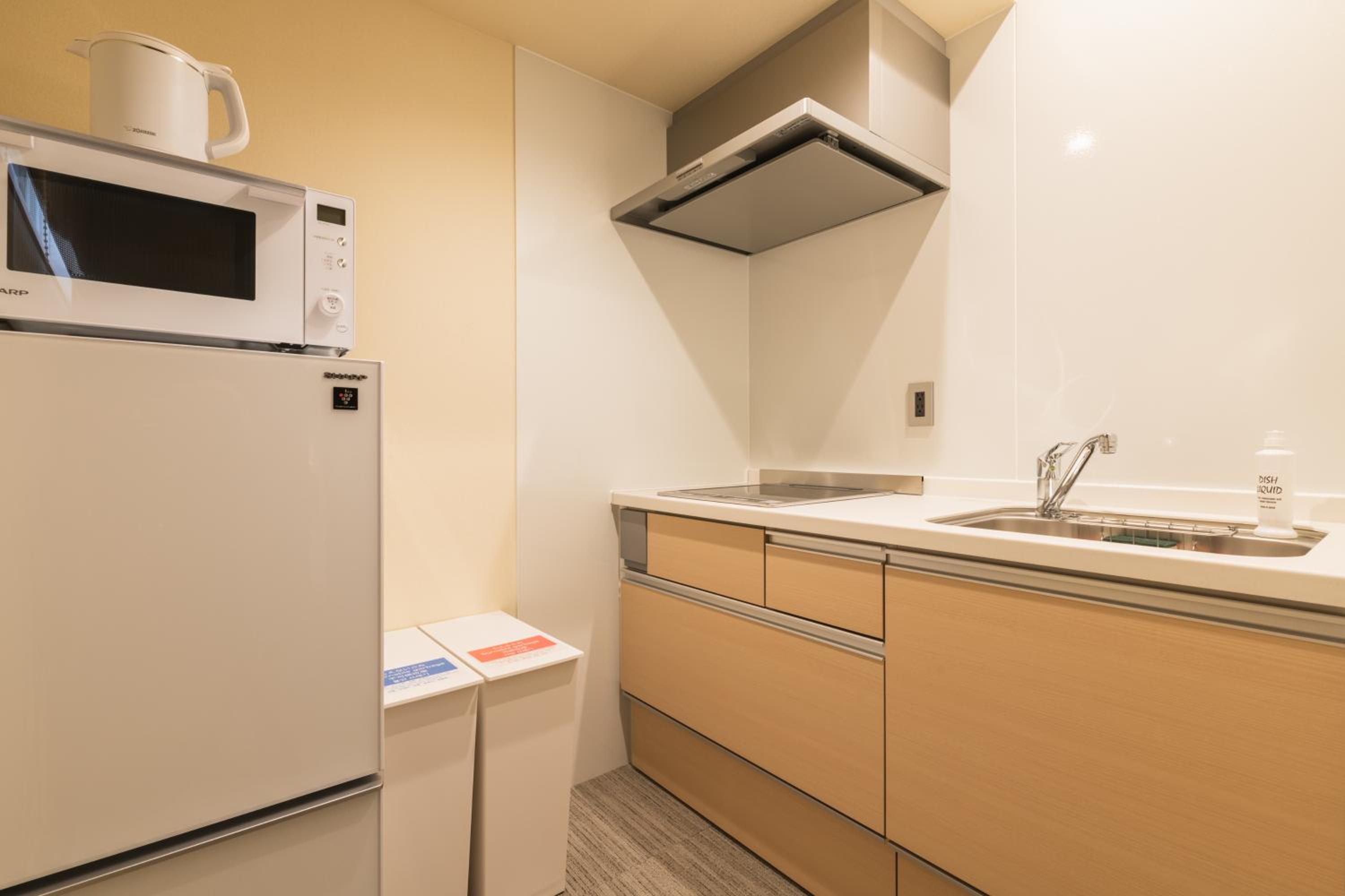 Studio Apartment - Photo 4