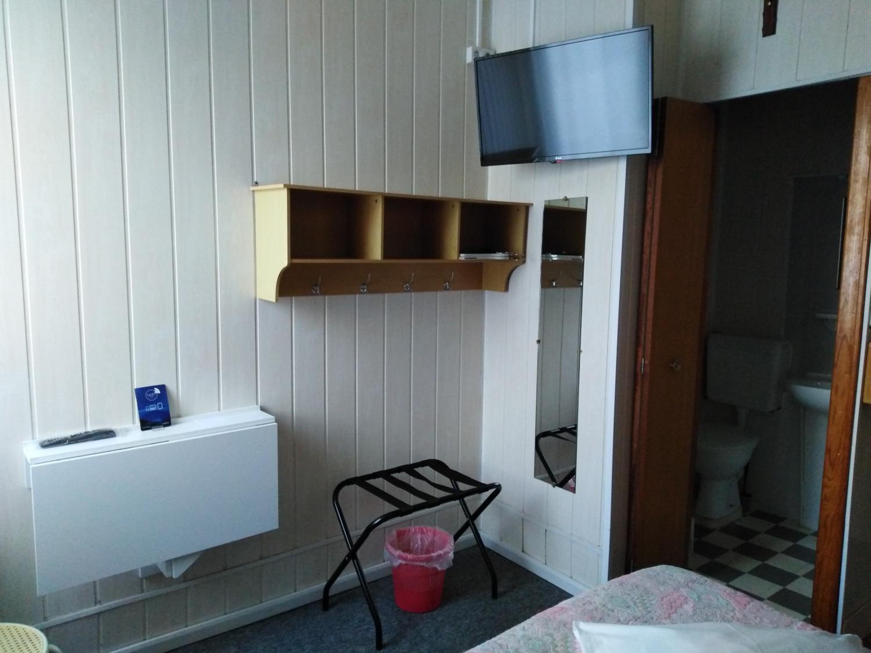 Single Room photo 2