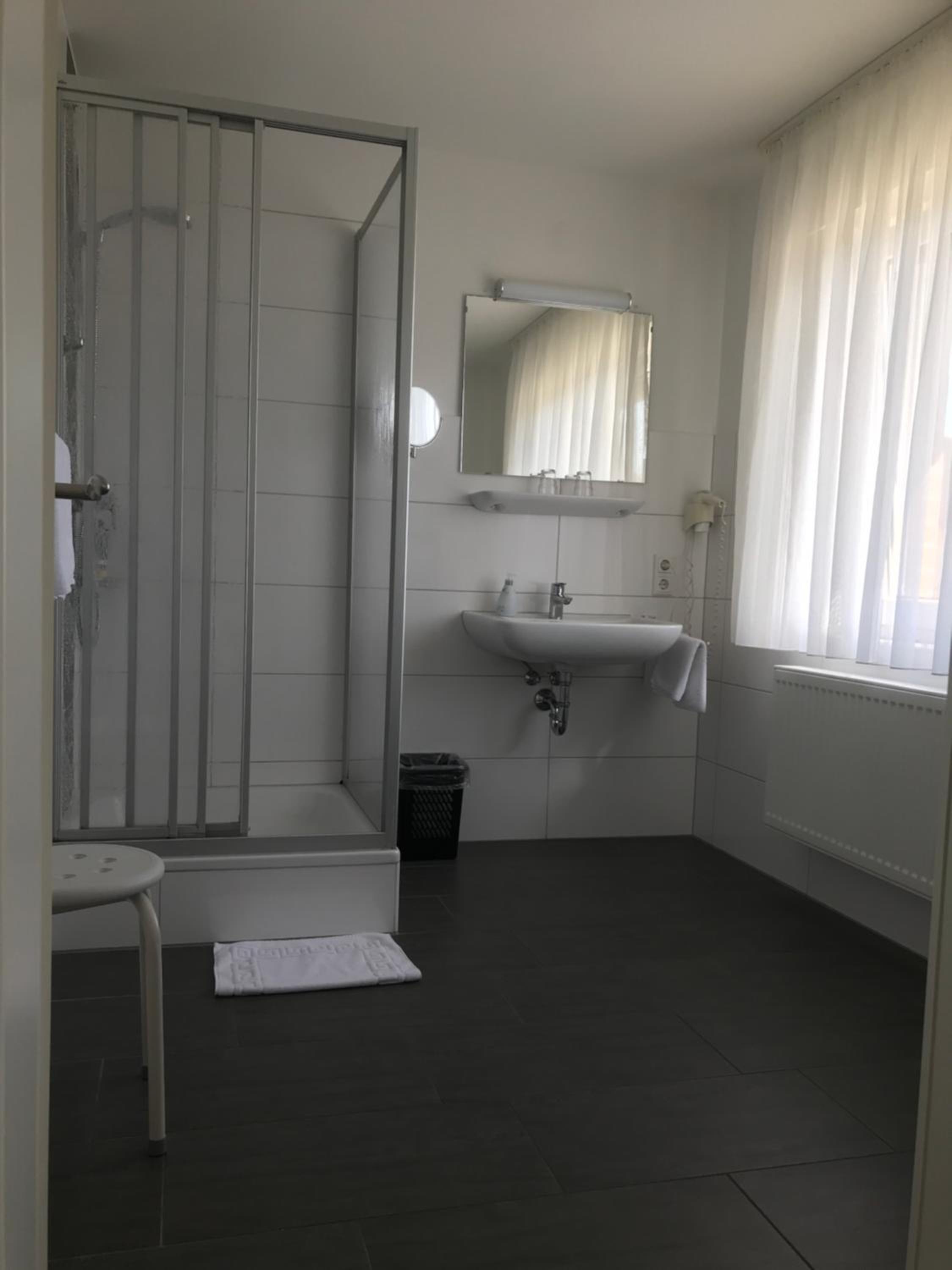 Quadruple Room - Photo 3