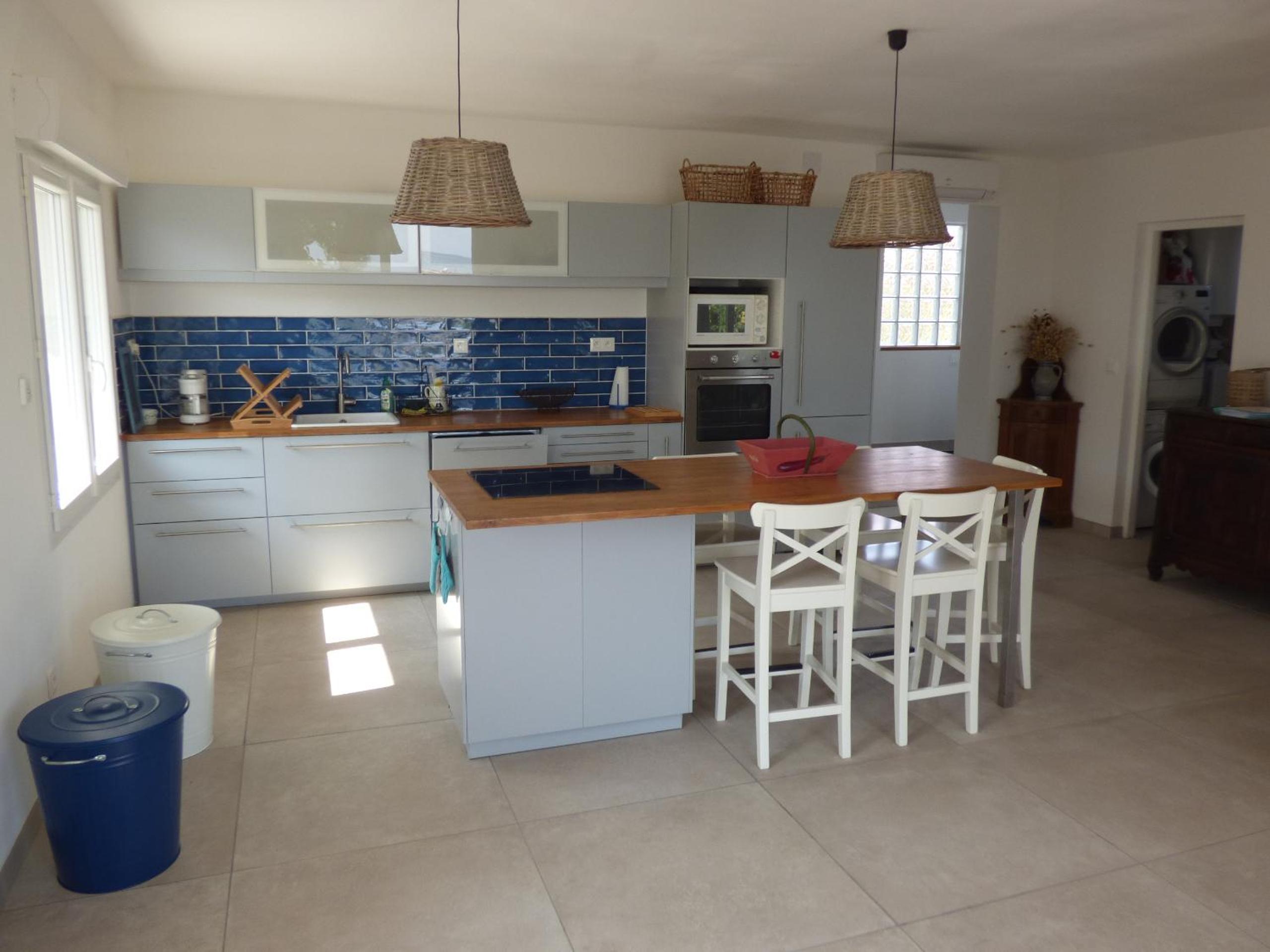Villa photo 3
