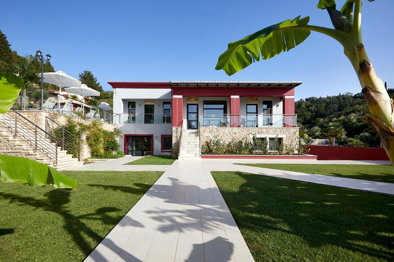 Superior Four-Bedroom Villa - Beach Front photo 2