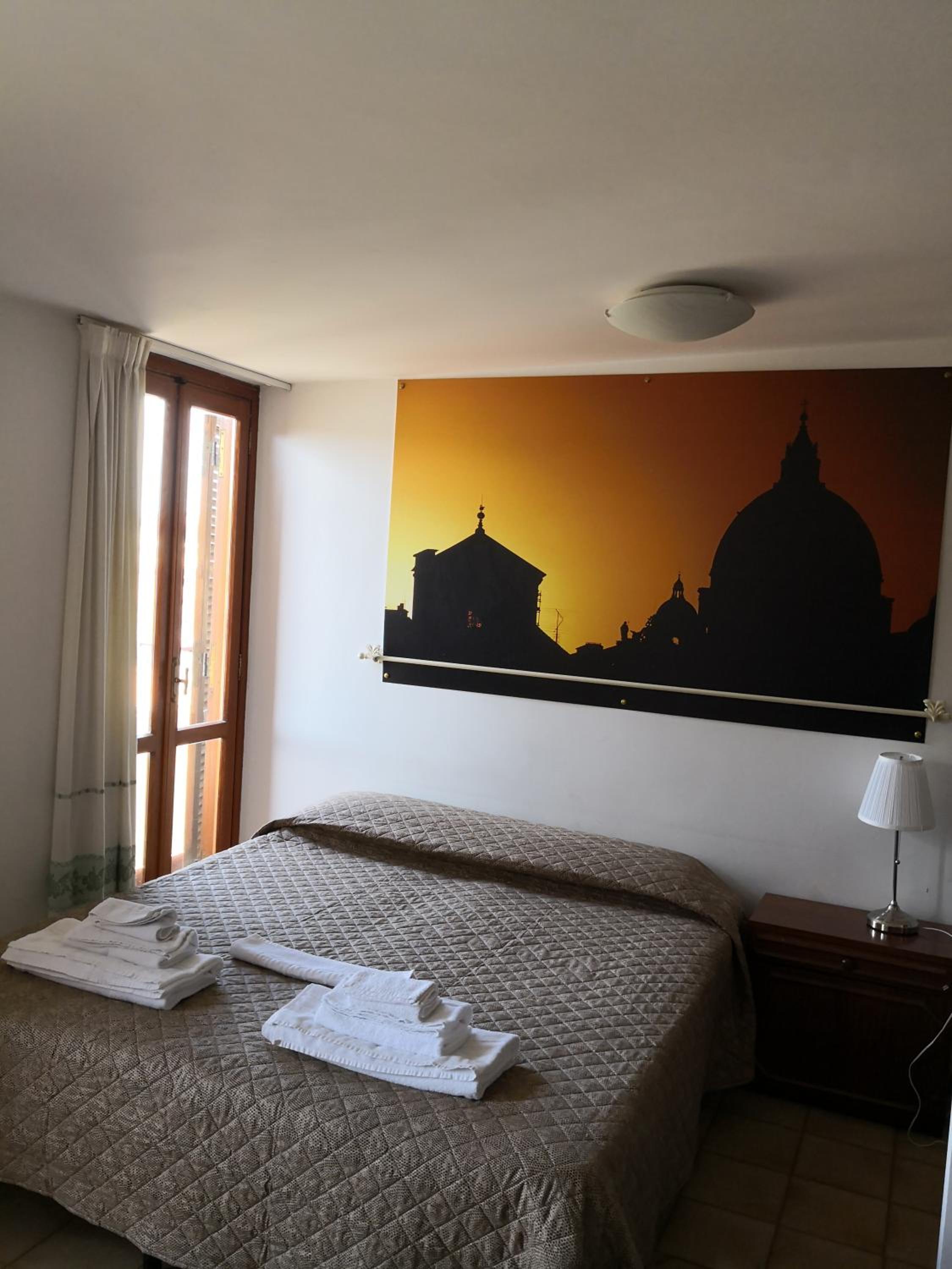 Standard Double Room photo 3