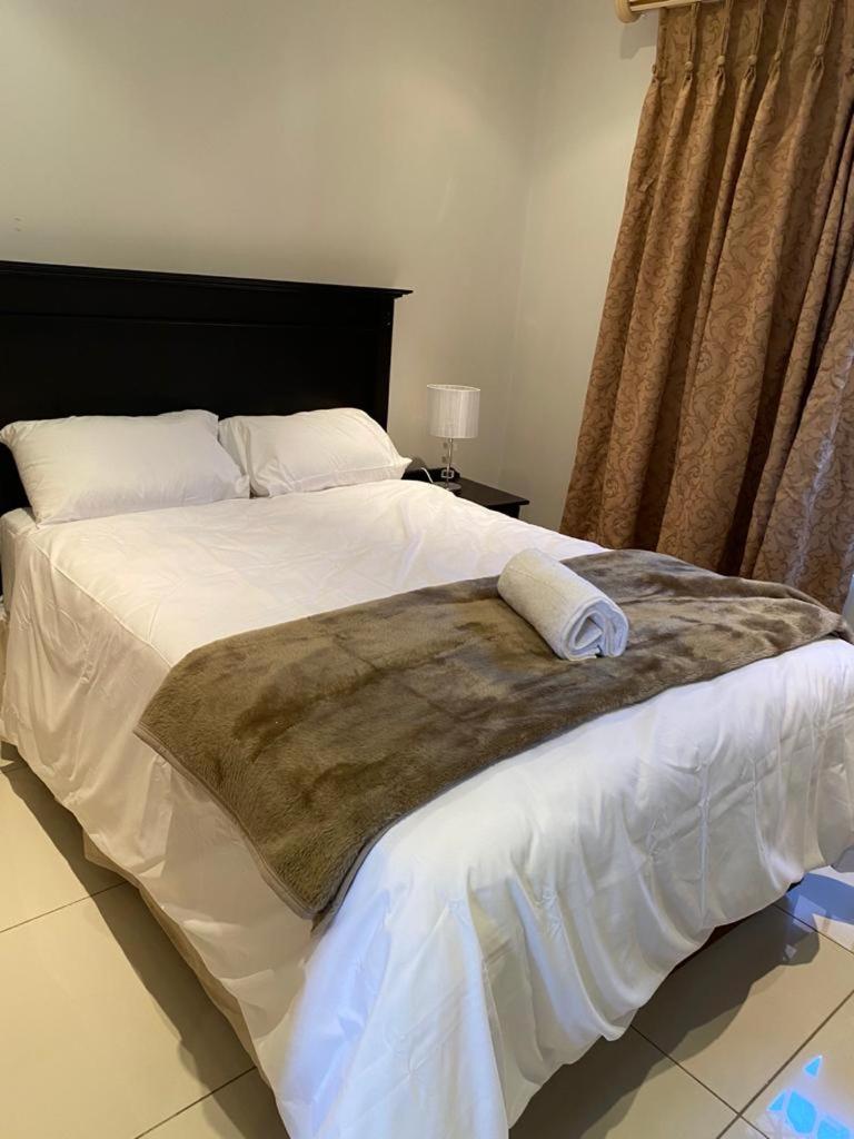 Standard Double Room - Photo 1