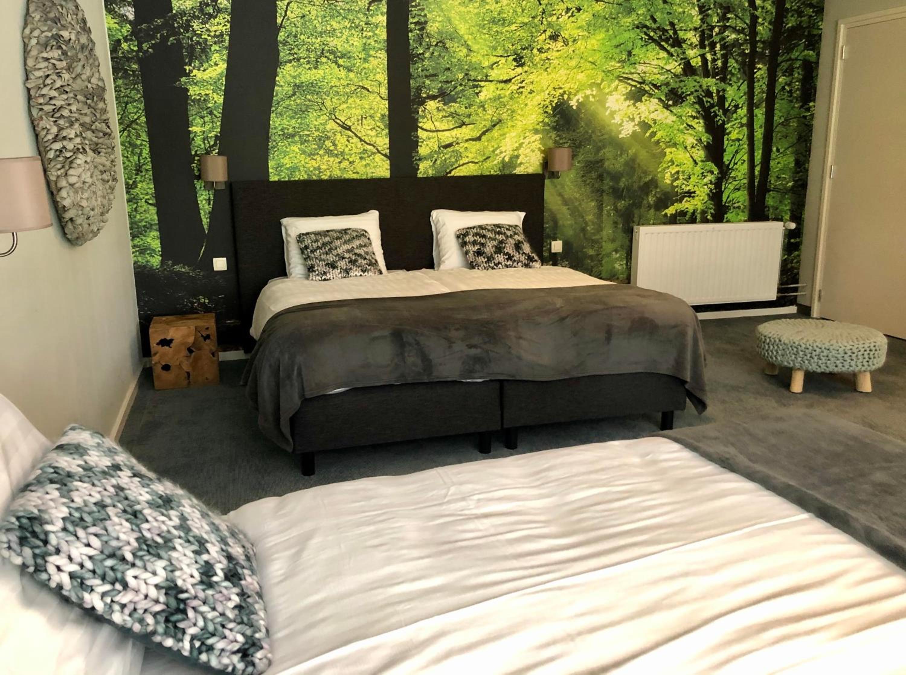 Quadruple Room with Private Bathroom photo 1