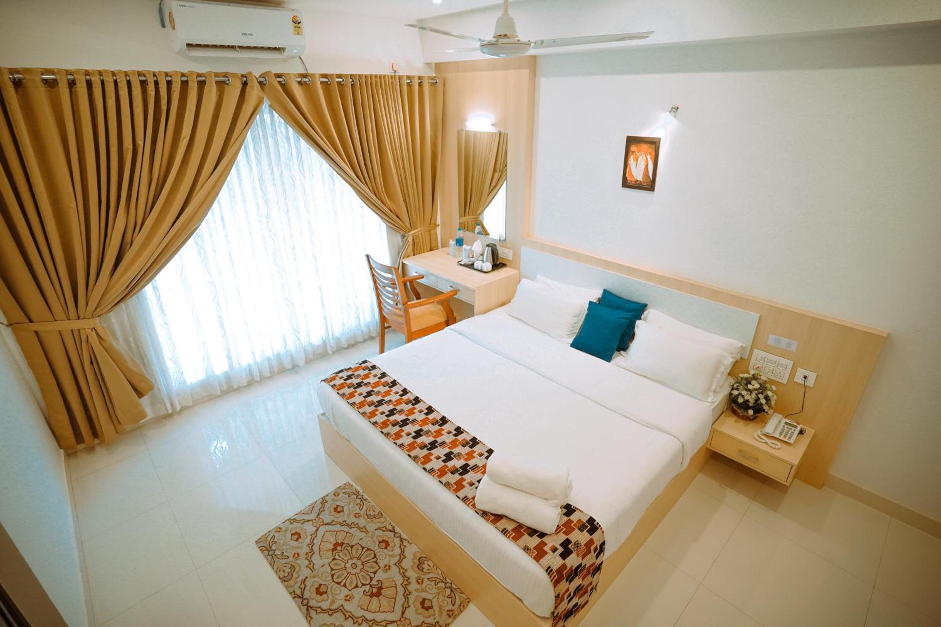 Deluxe Double Room - Photo 5