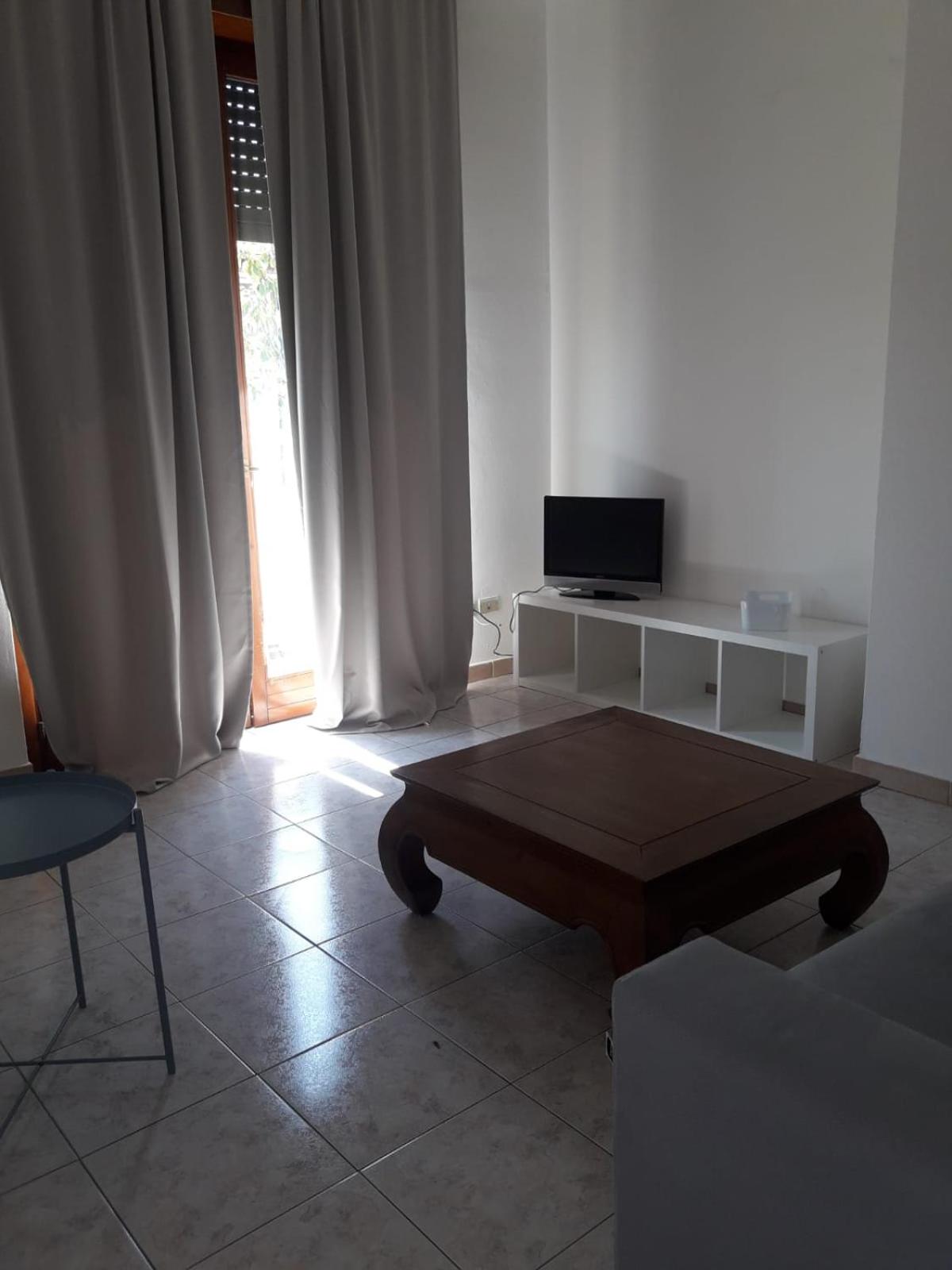 Apartment photo 2