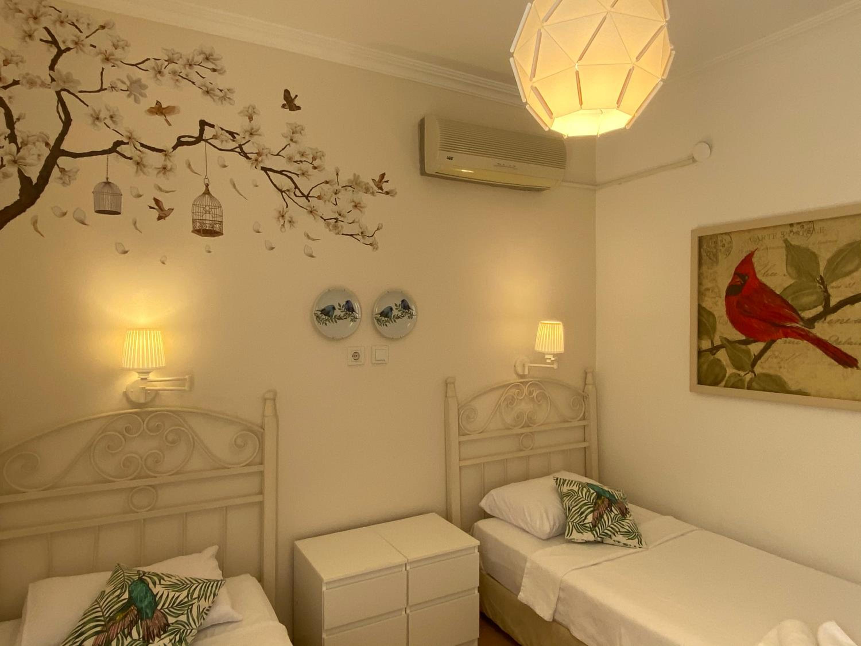 Comfort Twin Room - Photo 3