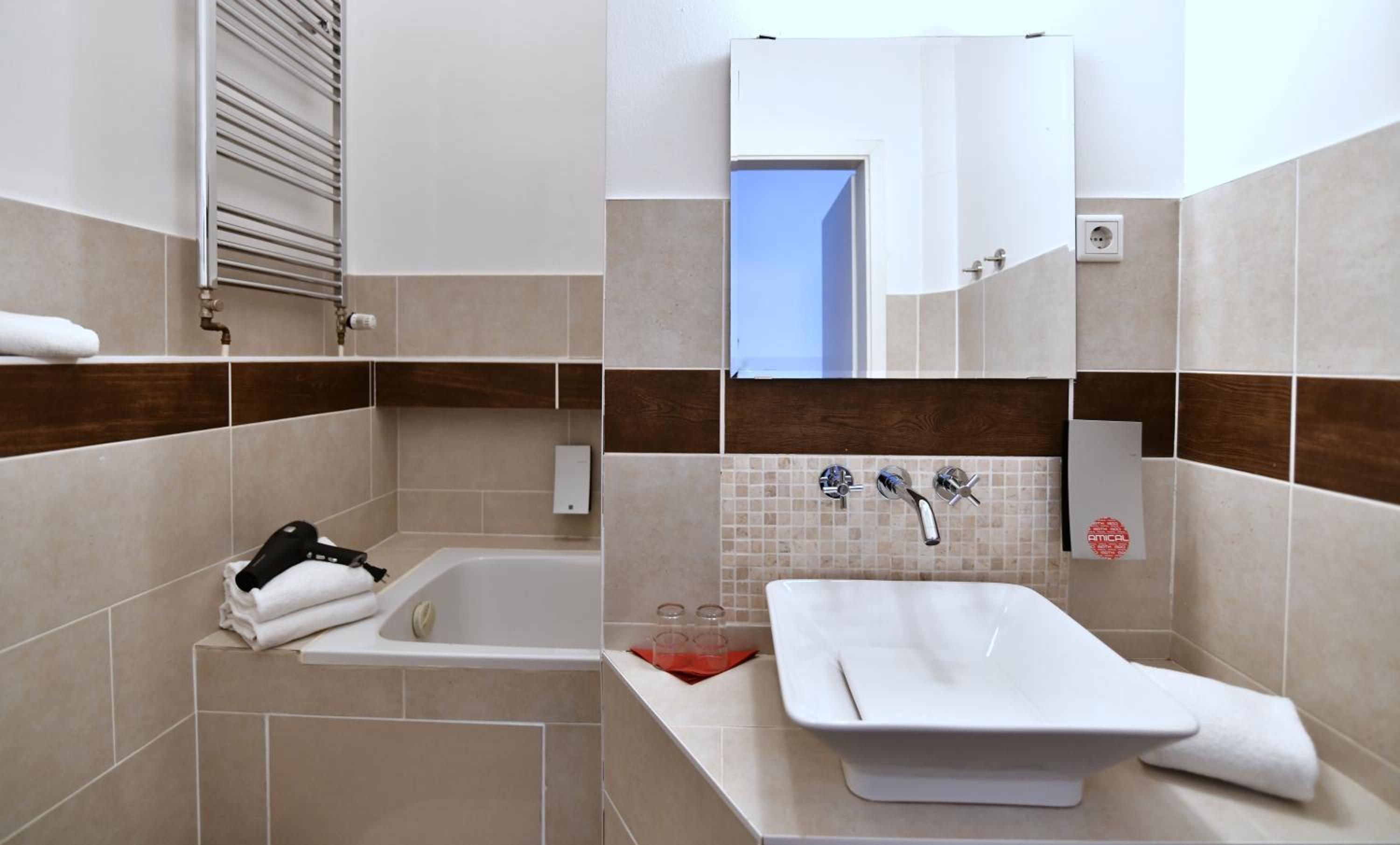 Superior Double Room - Photo 2