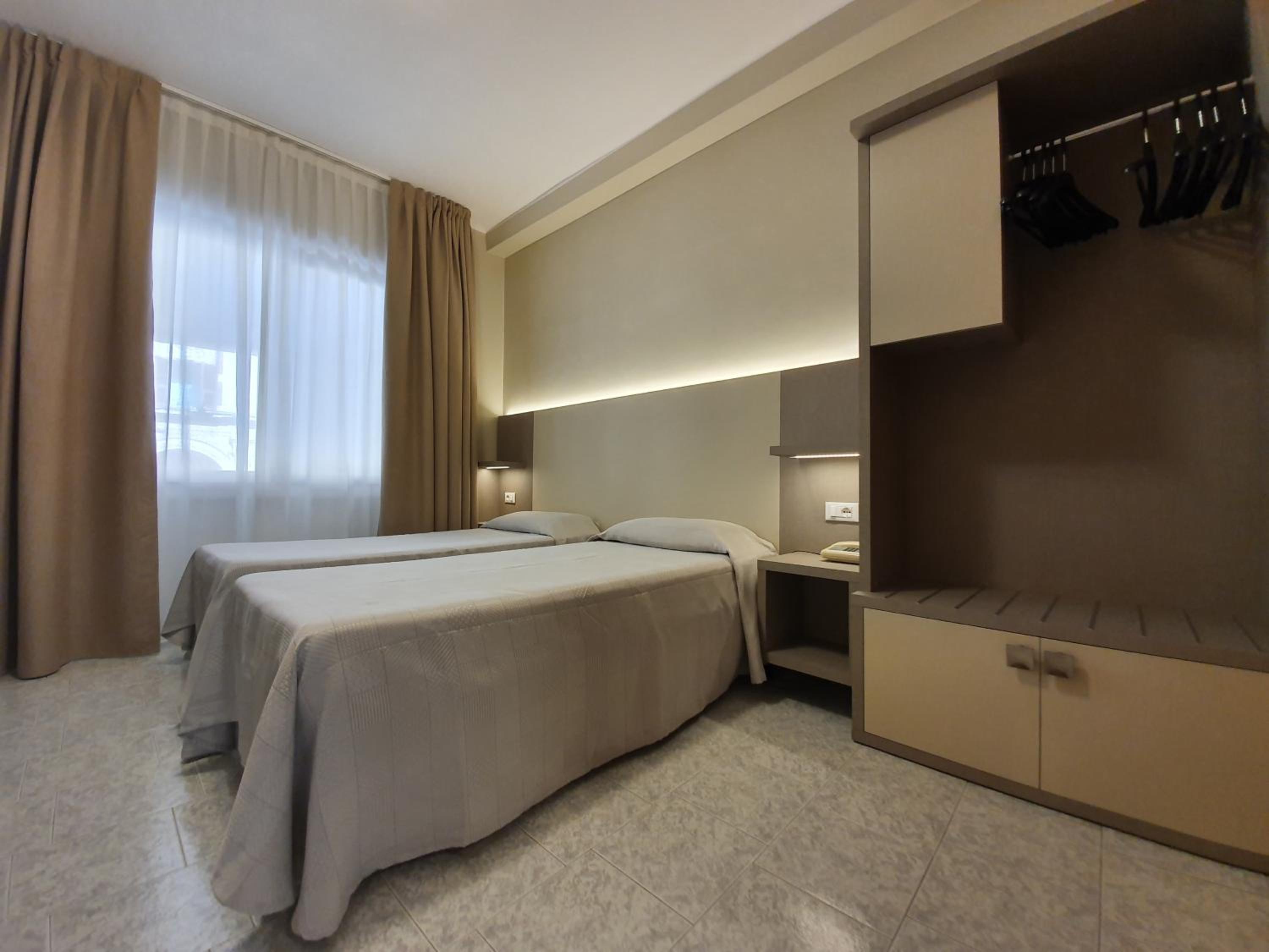 Comfort Double Room - Photo 9