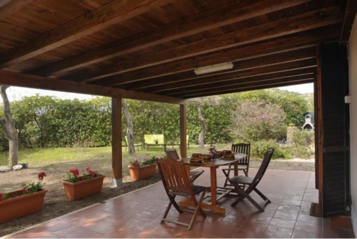 Villa photo 2