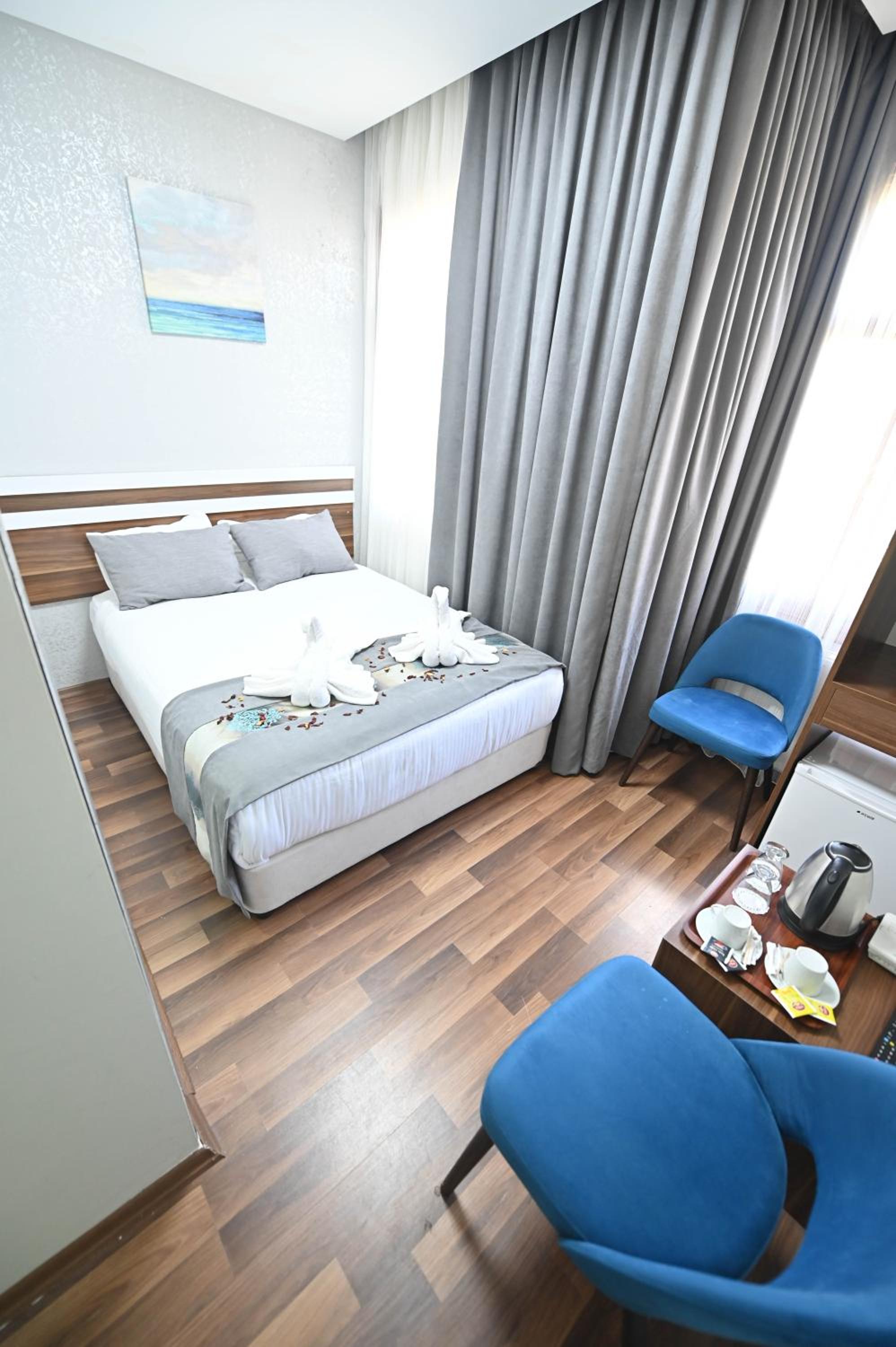 Deluxe Double Room photo 2