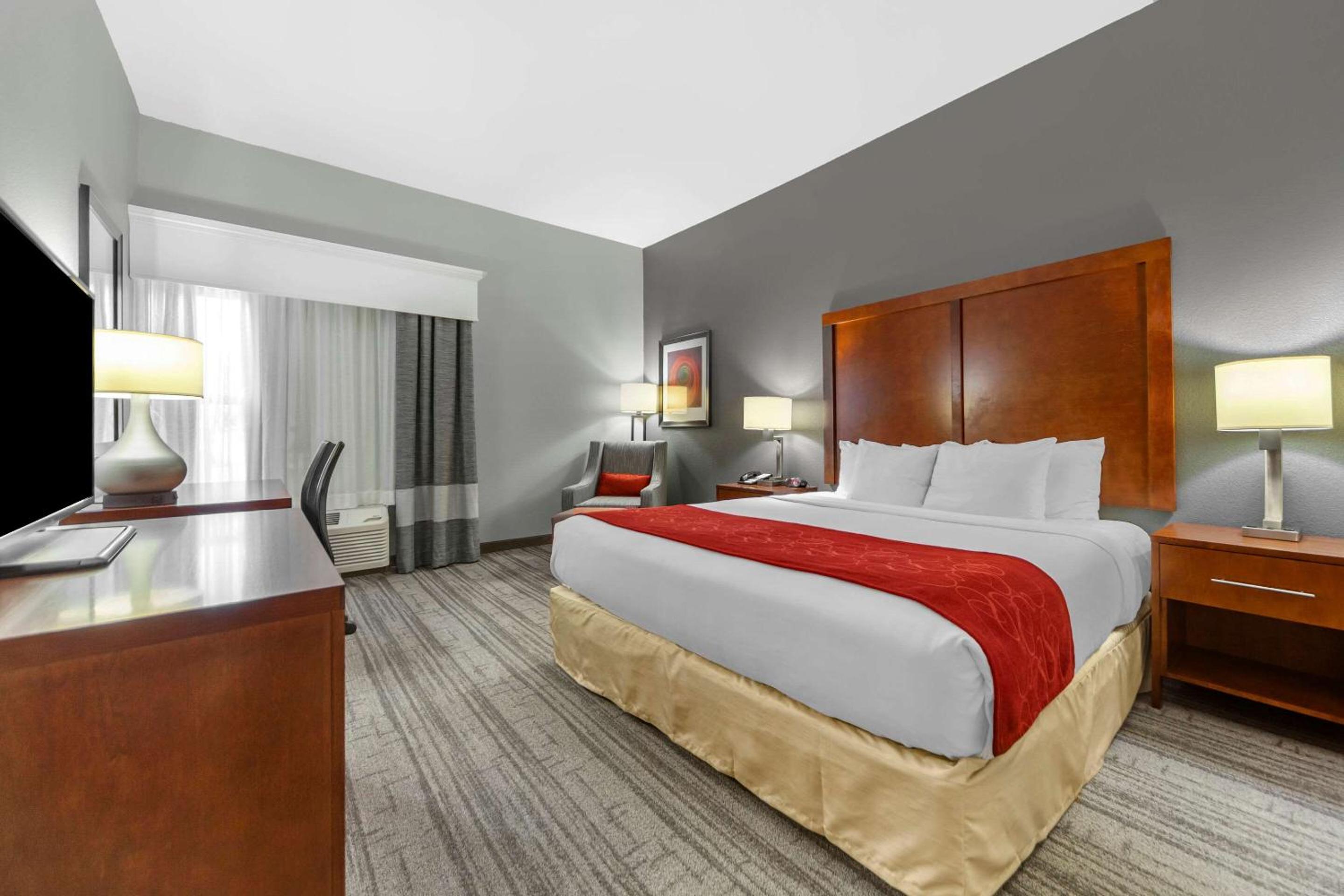 King Room - Accessible/Non-Smoking