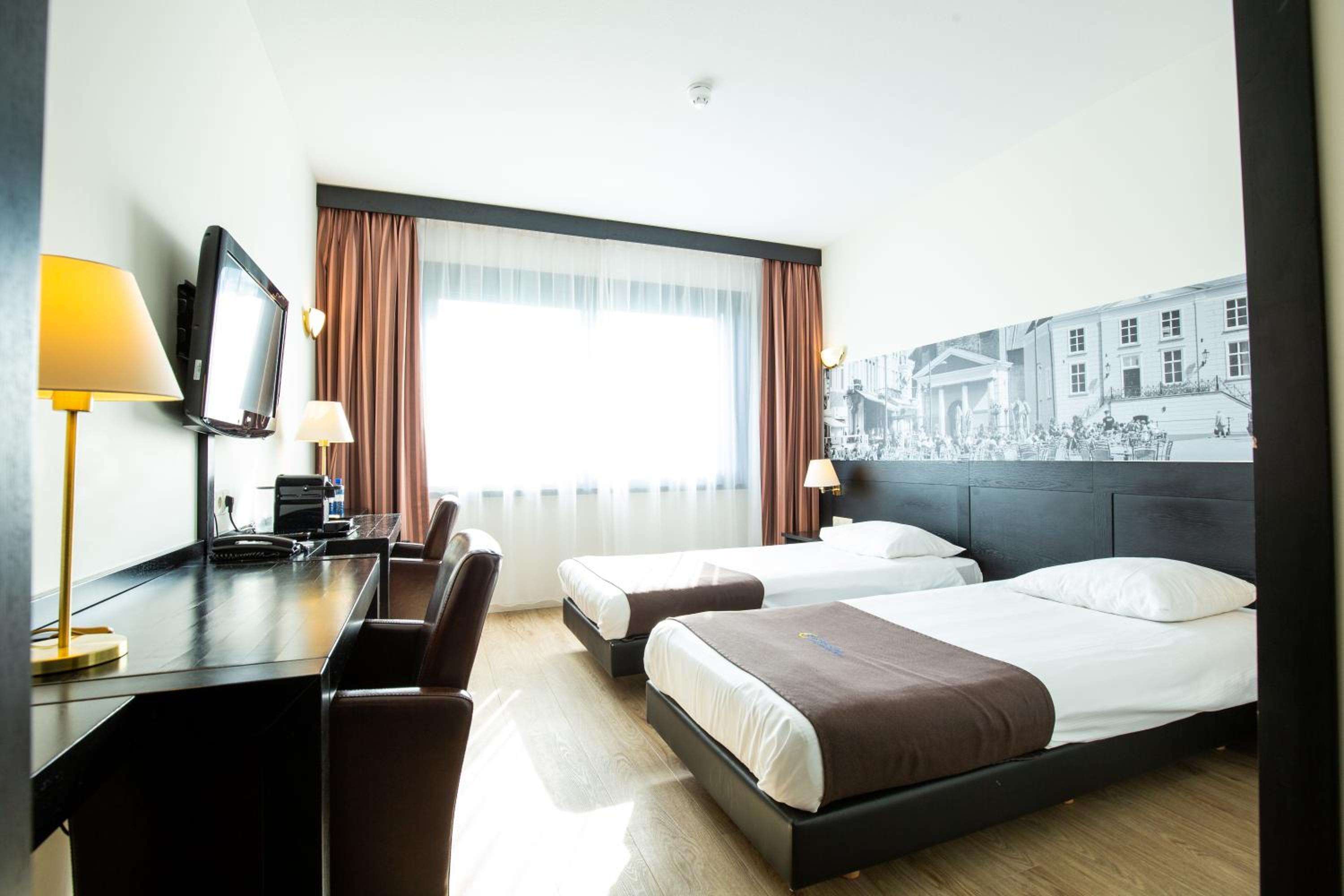 Deluxe Twin Room - Photo 1