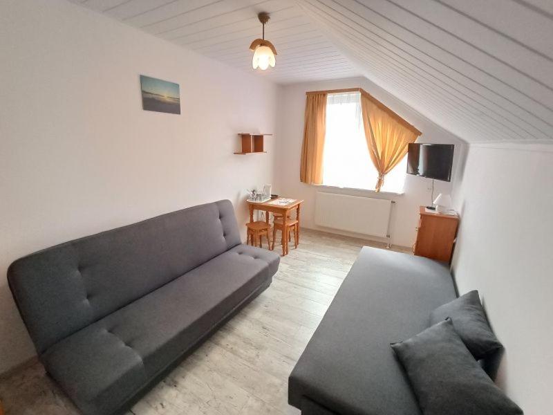 Triple Room with Shared Bathroom photo 1