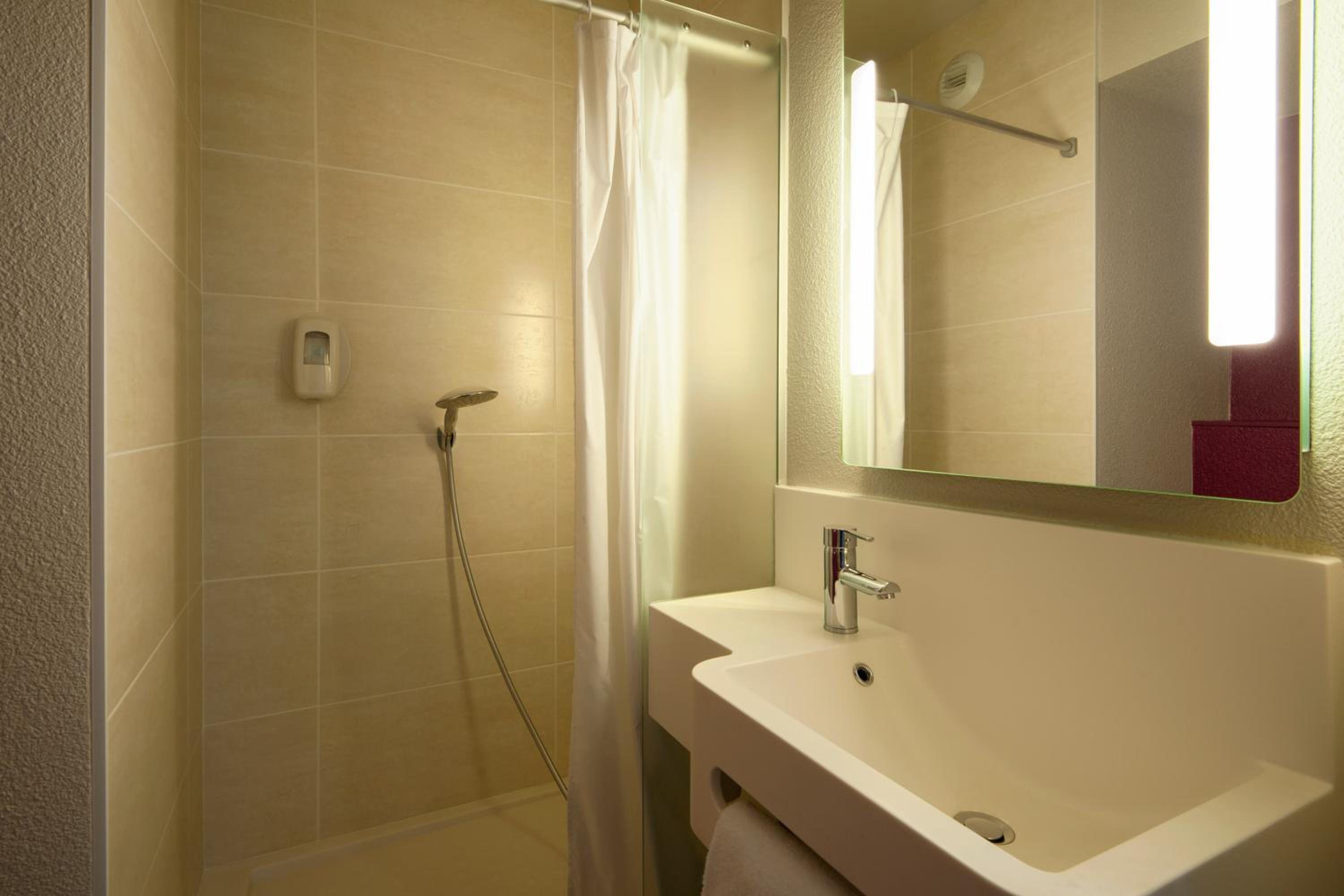B&B HOTEL Lyon Caluire Cité Internationale, Billede 6