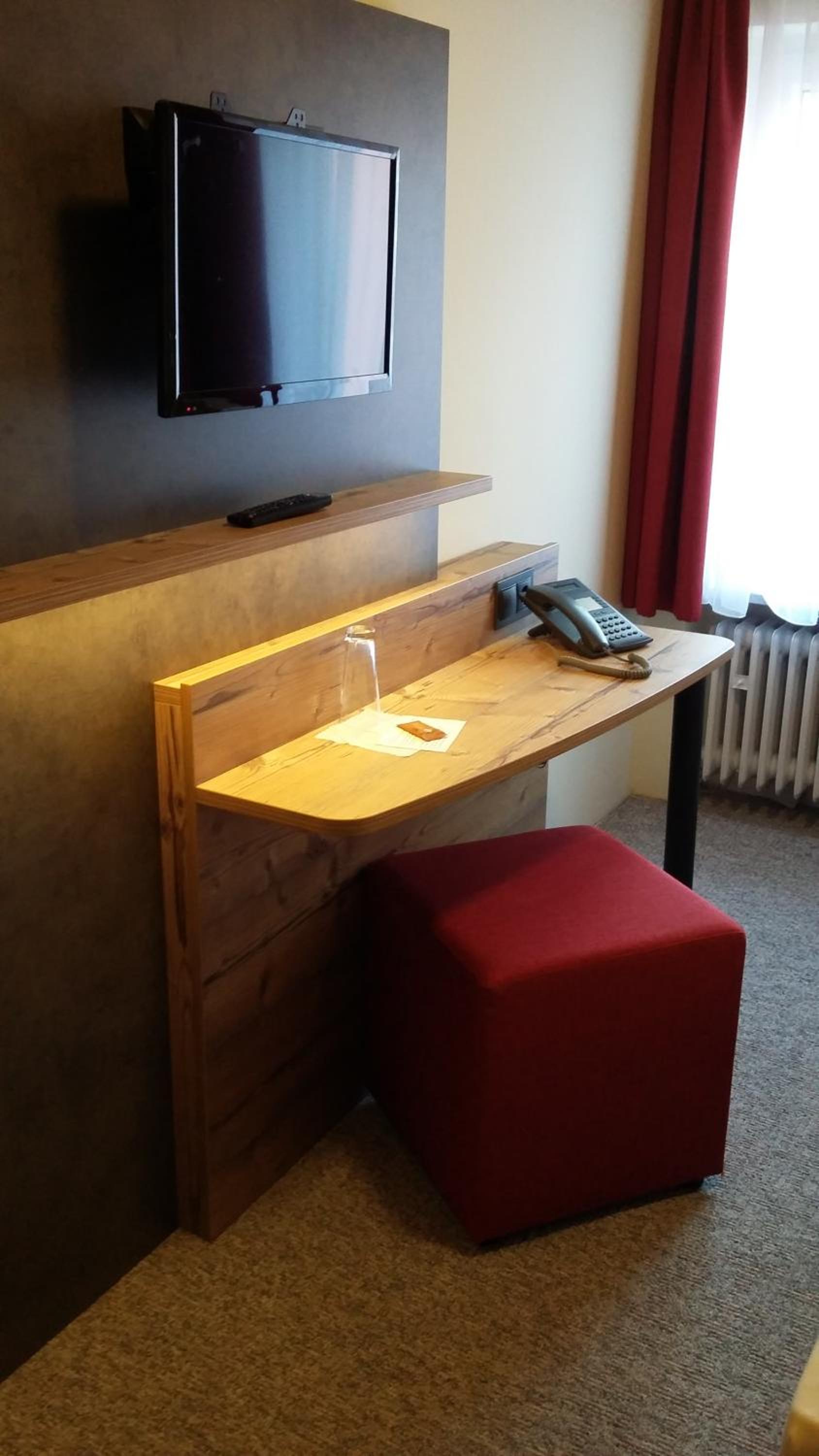 Double Room - Photo 5