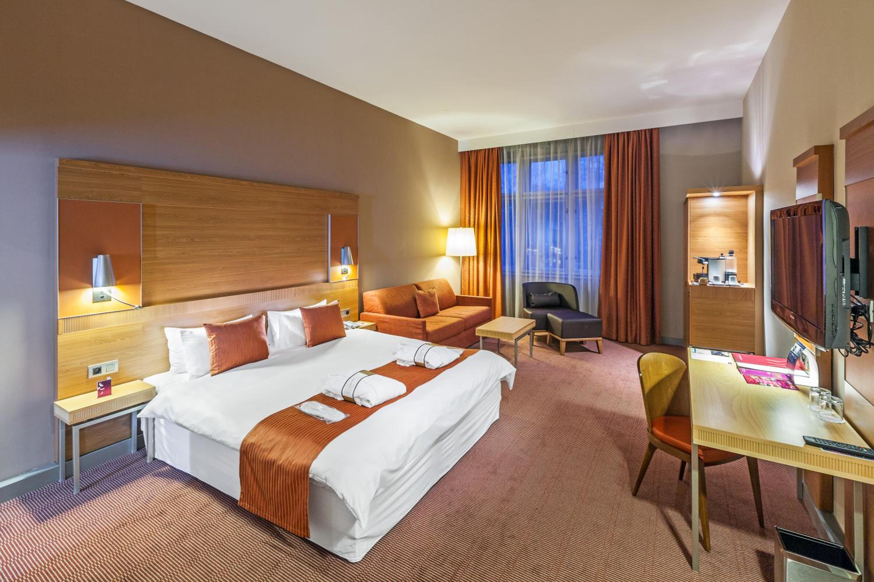 Privilege Superior Room with 1 Double Bed and Sofa  - Photo 3