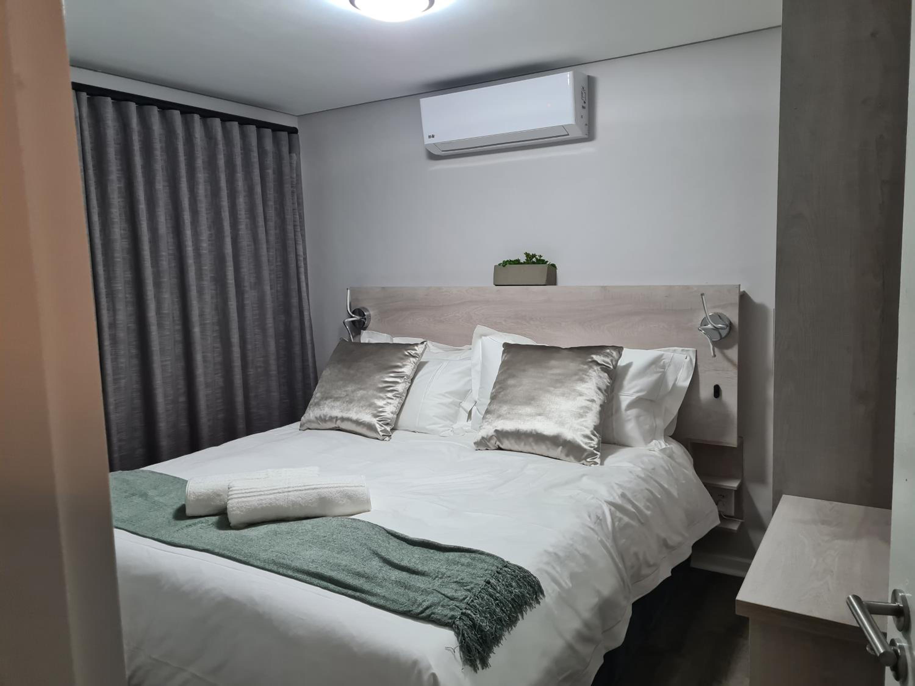Apartment - Ground Floor - Photo 4
