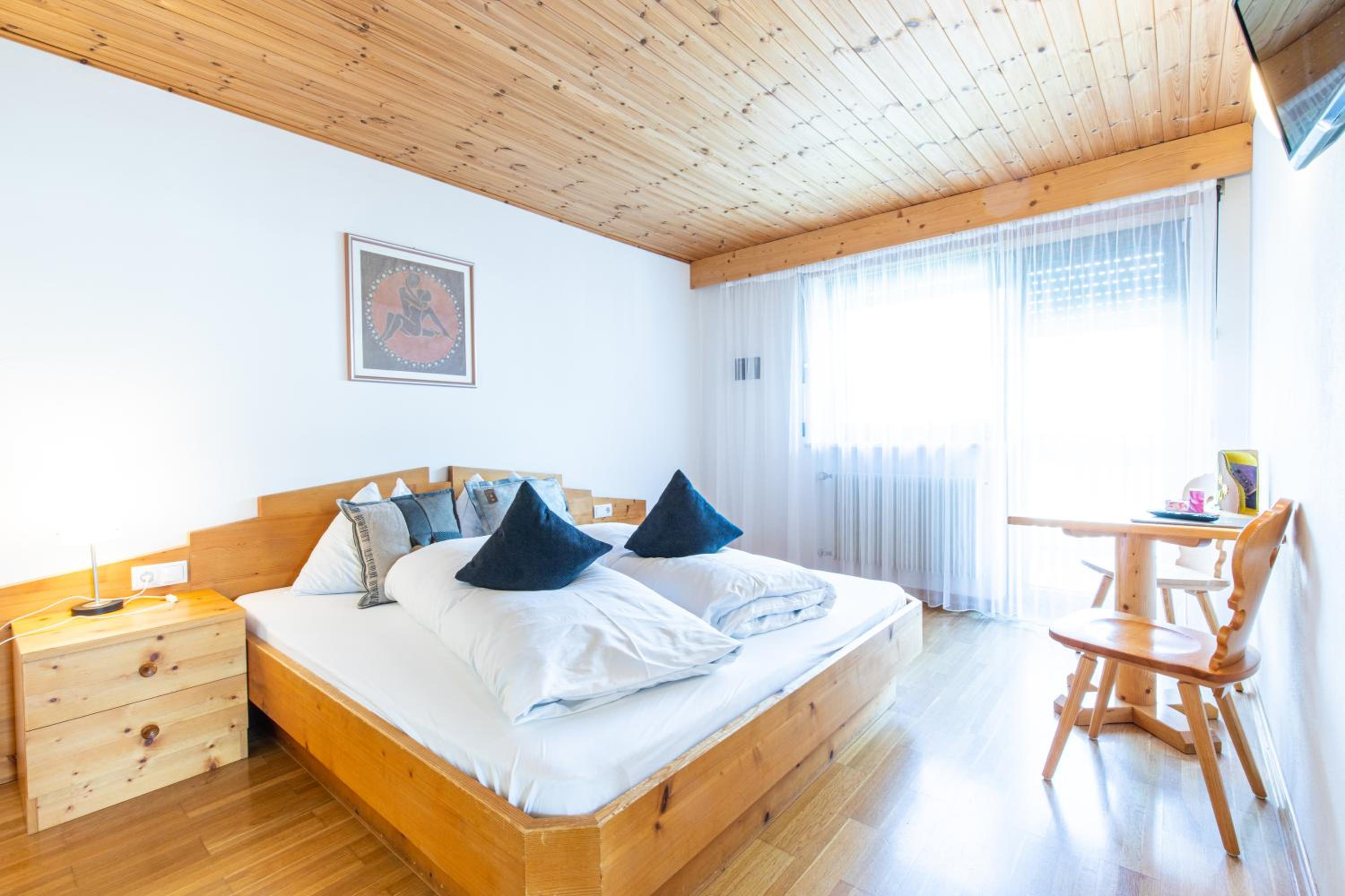 Double Room with Mountain View photo 2