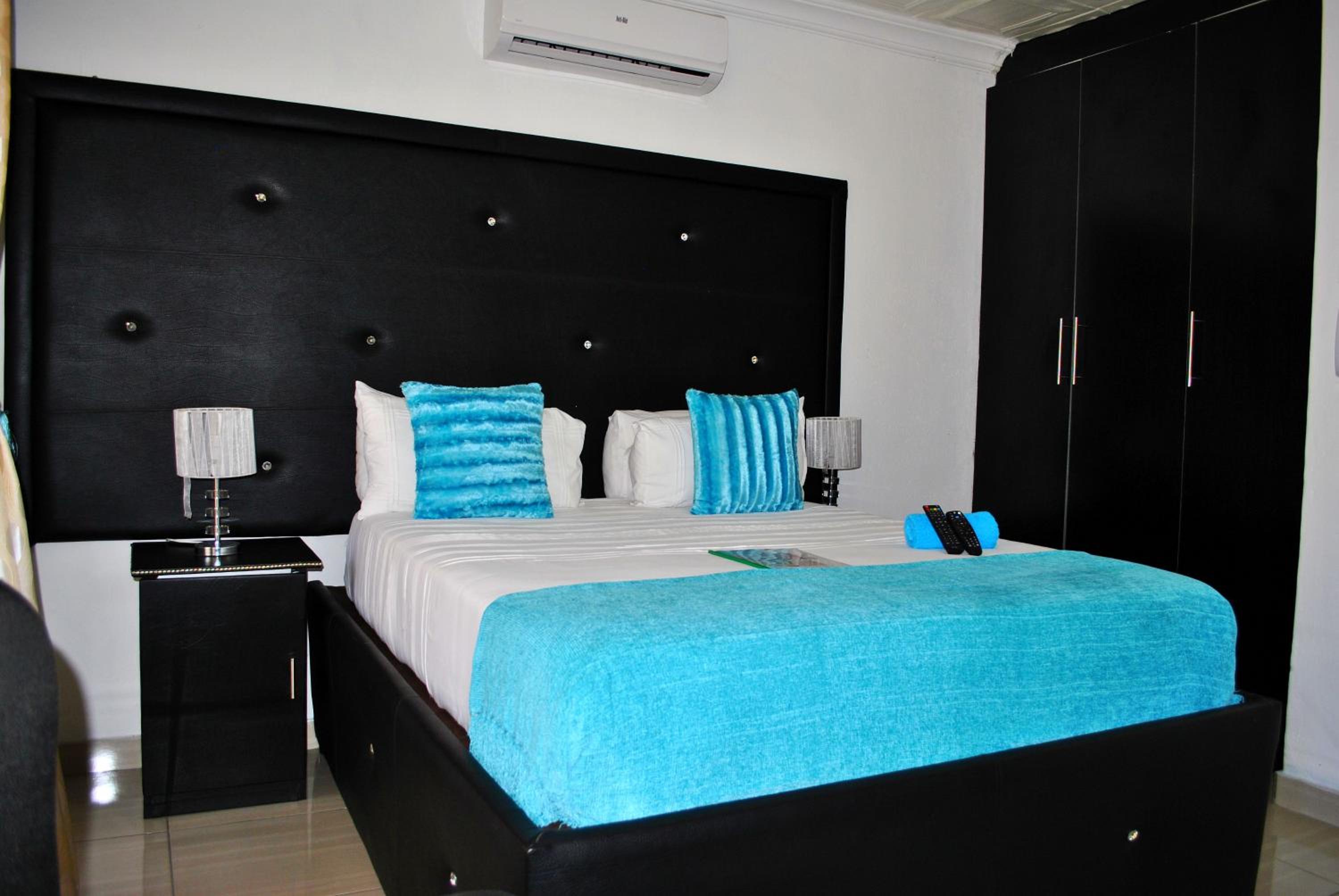 Double Room with Pool View photo 1