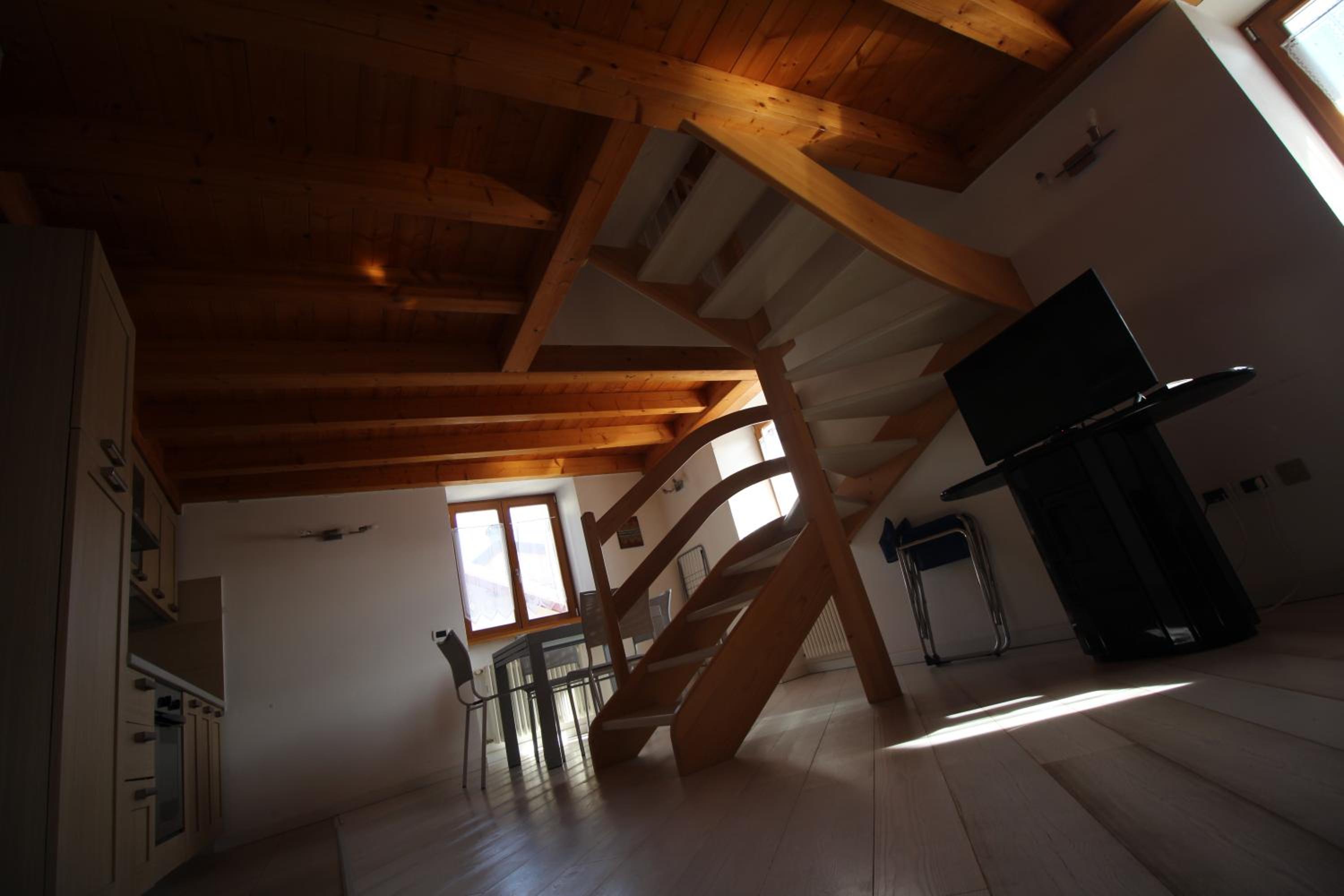Maisonette photo 3