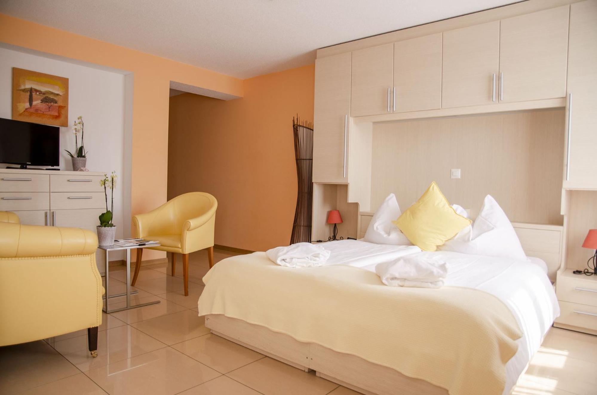 Superior Double Room - Photo 1