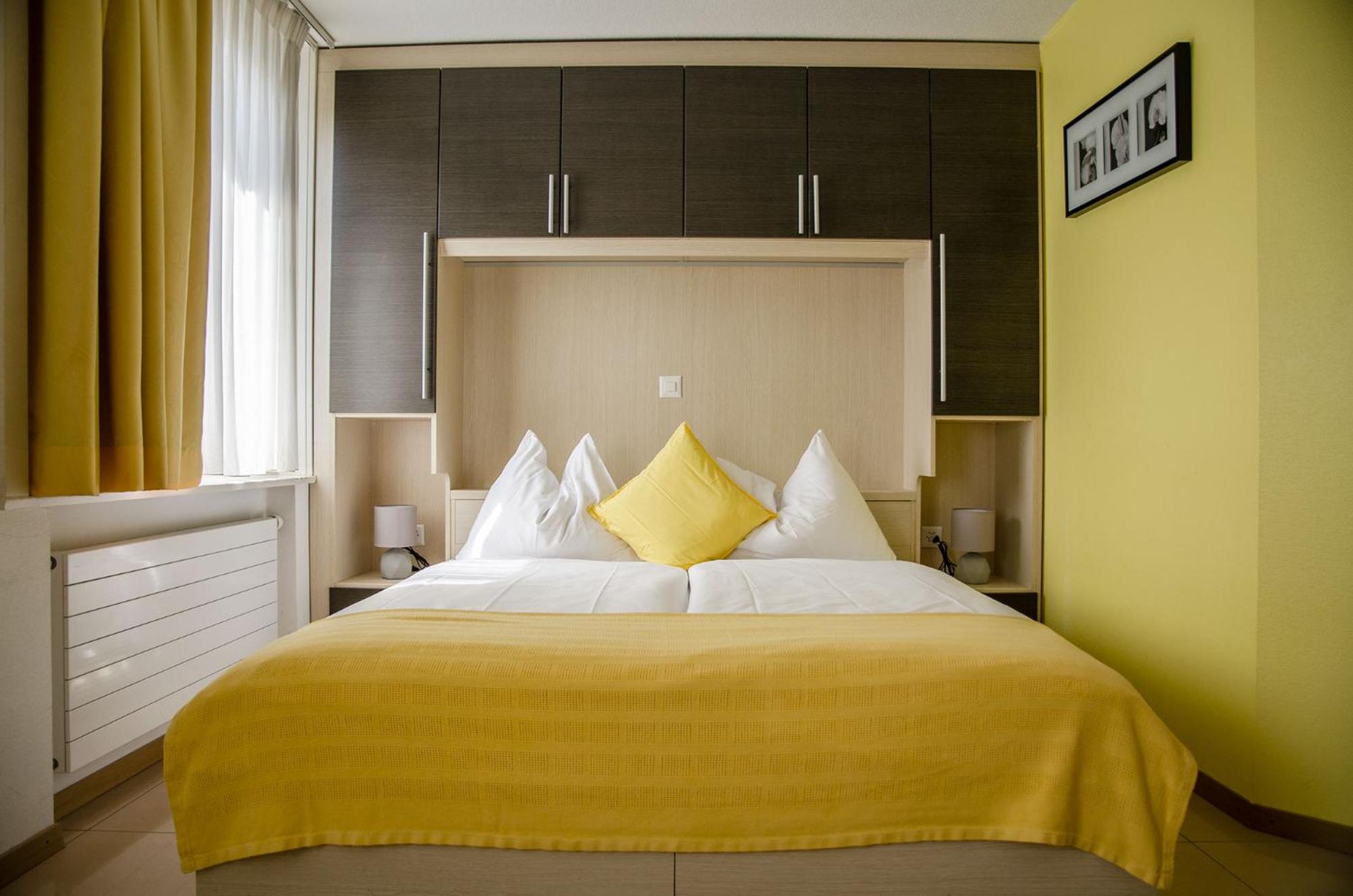 Double Room - Photo 5