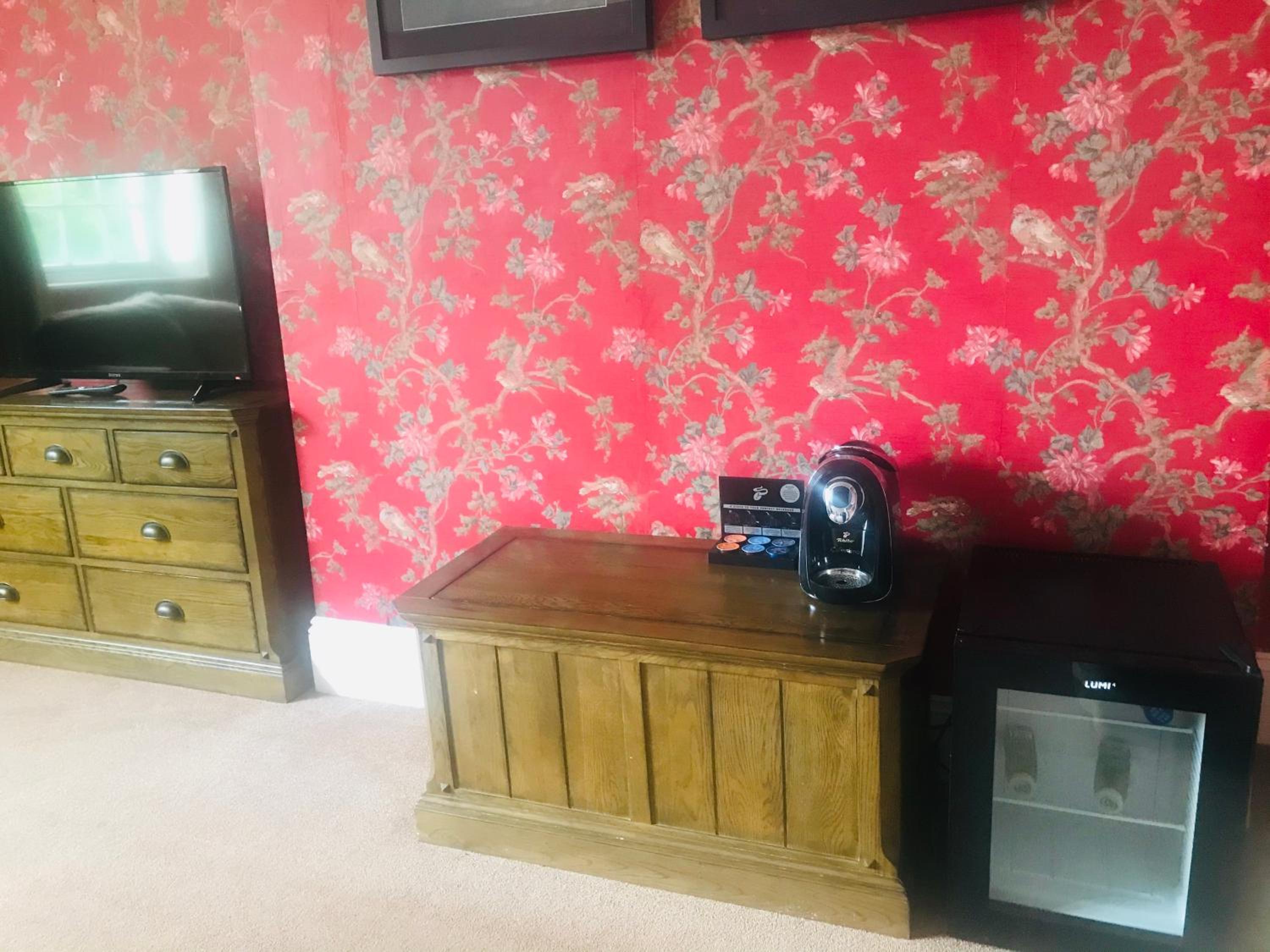 Executive Room - Photo 9