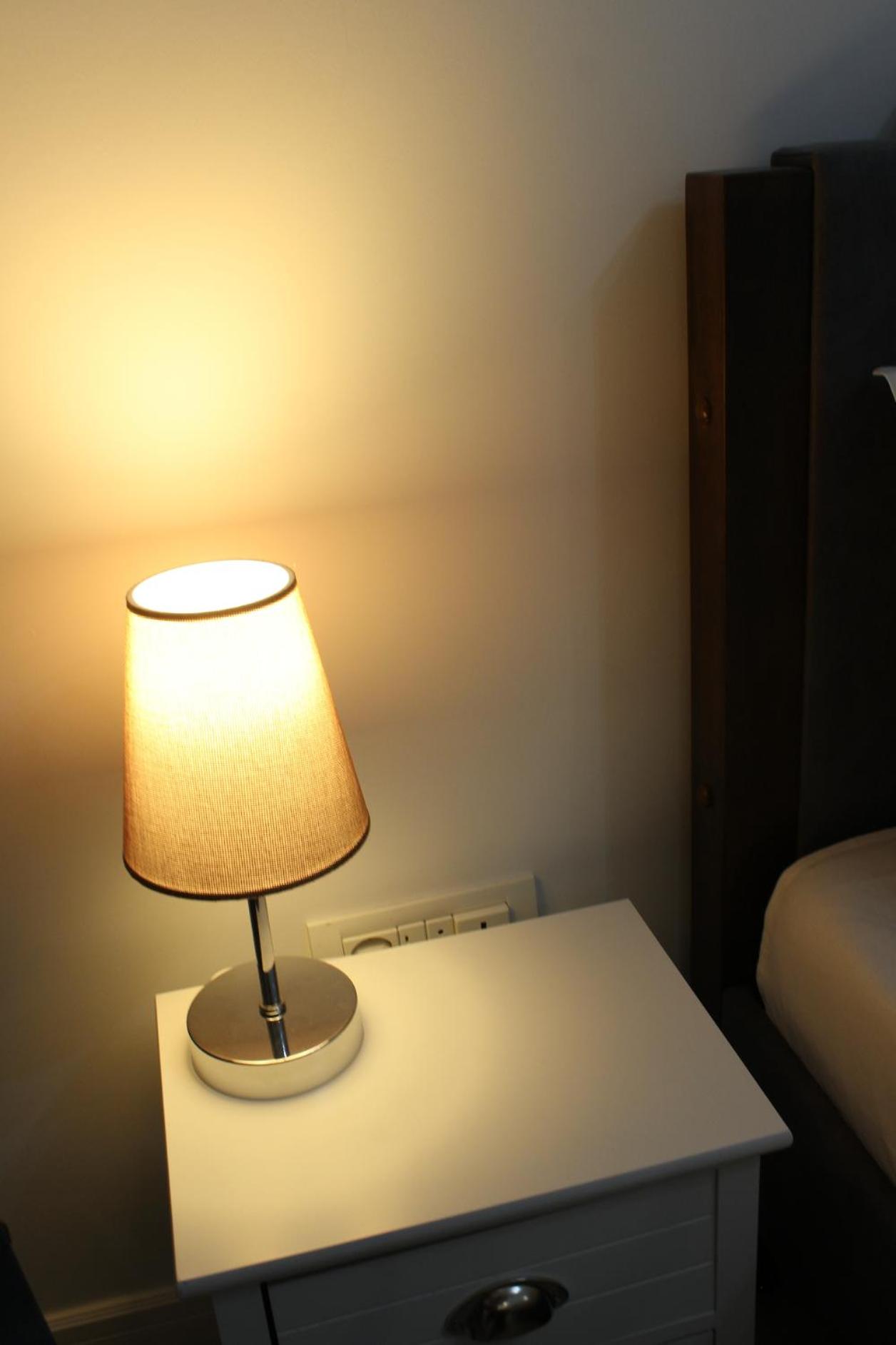 One-Bedroom Apartment - Photo 3