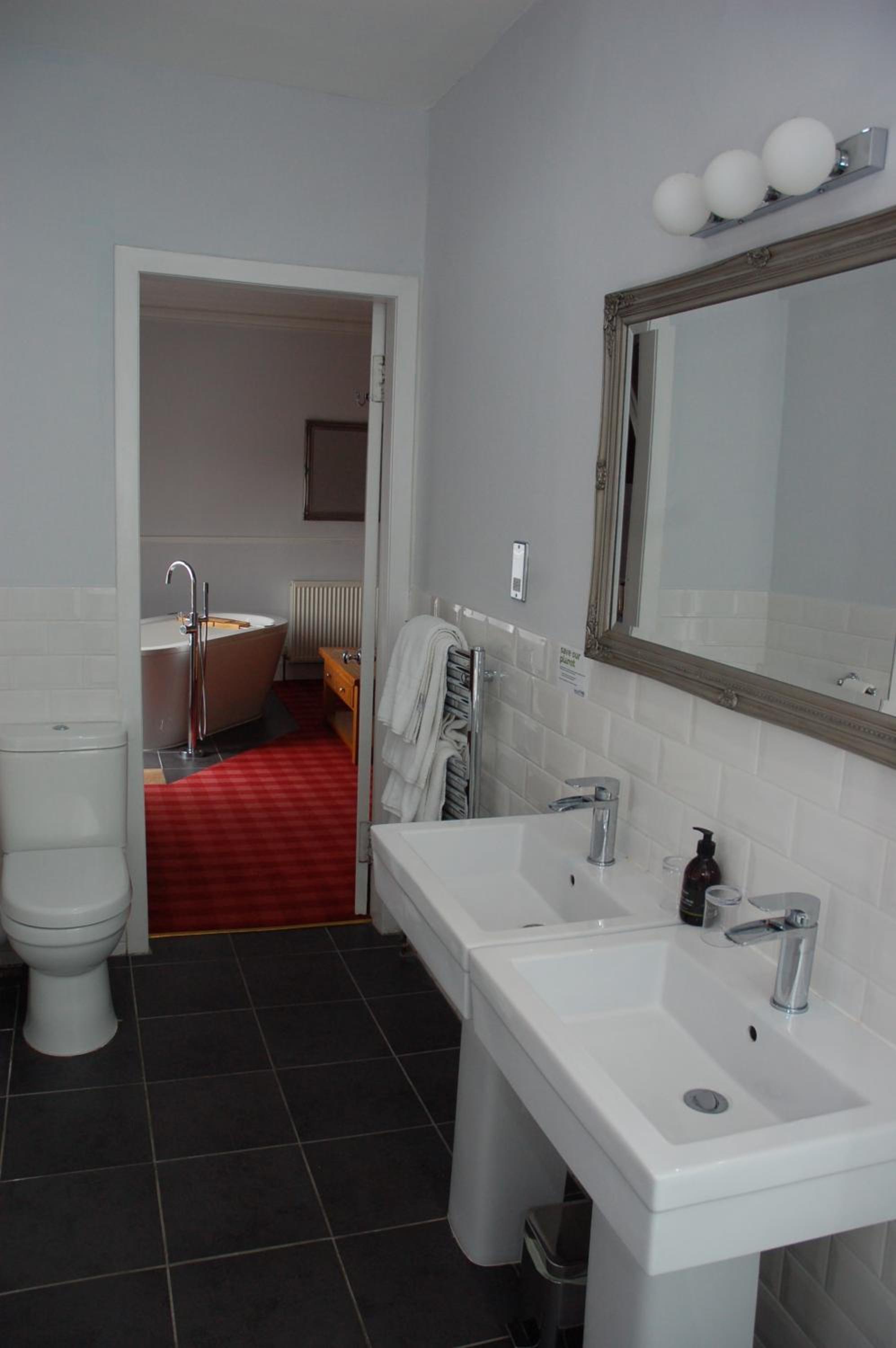 Deluxe Double Room - Photo 6