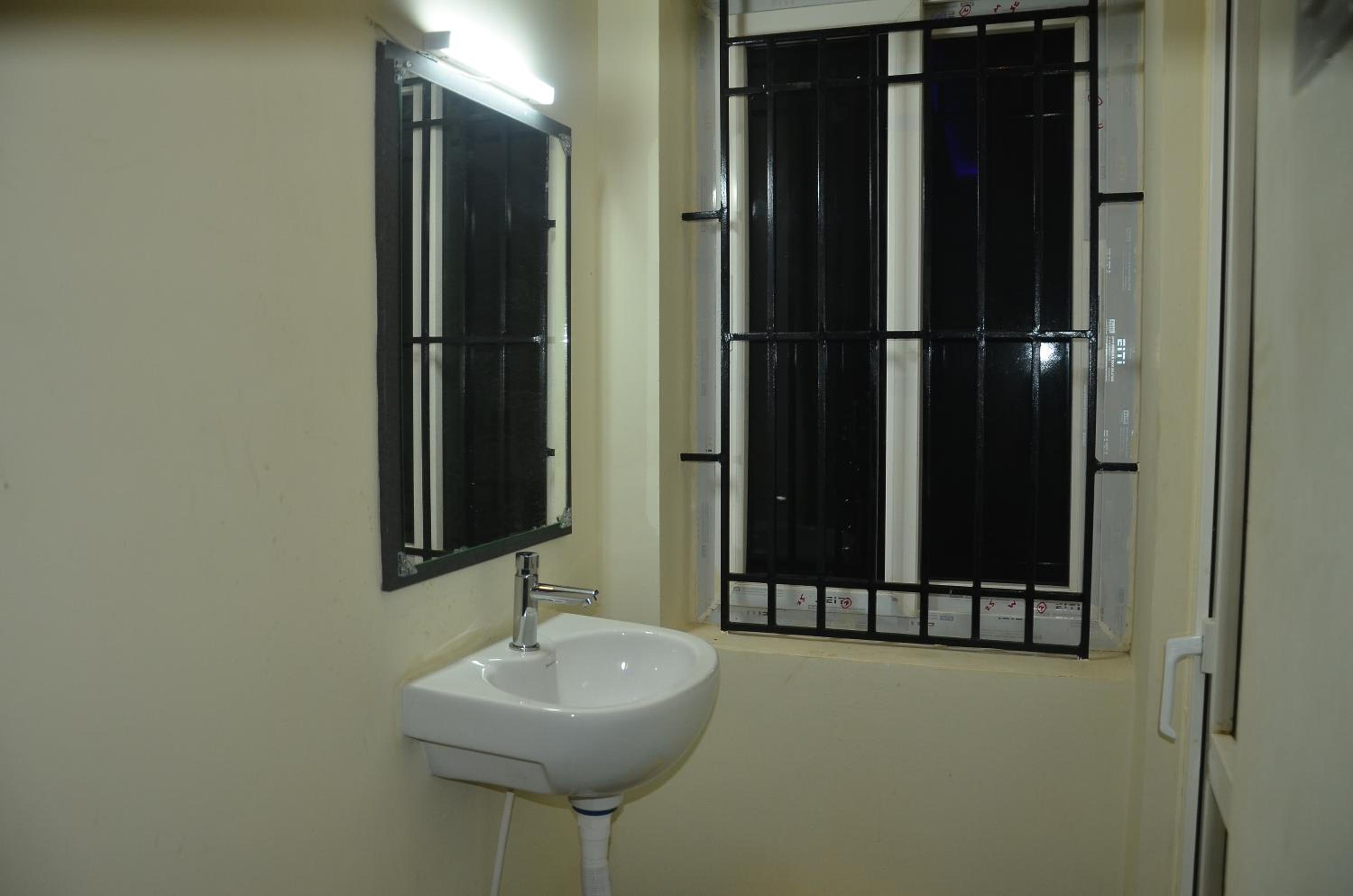Deluxe Triple Room - Photo 4