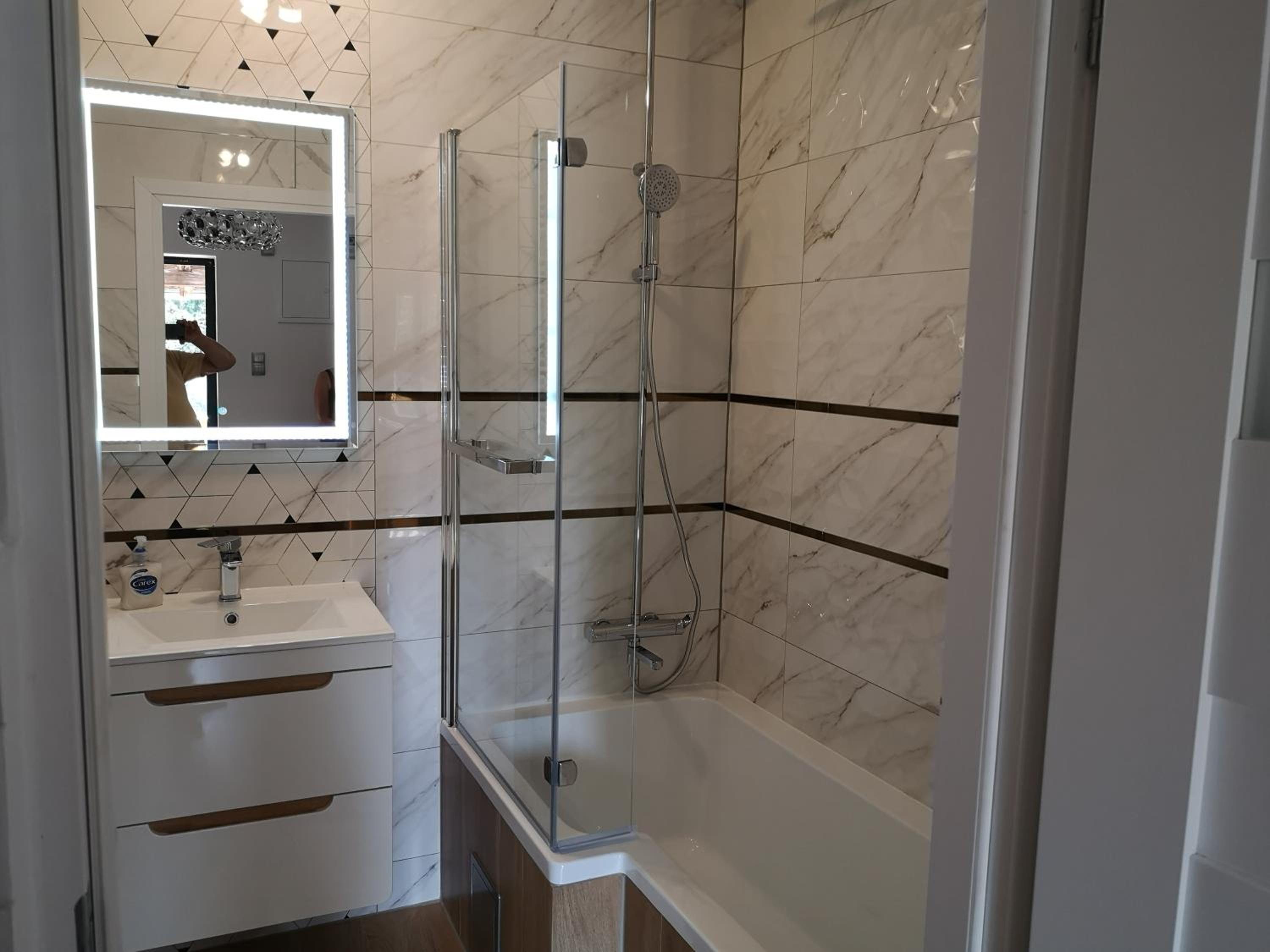One-Bedroom Apartment - Photo 5