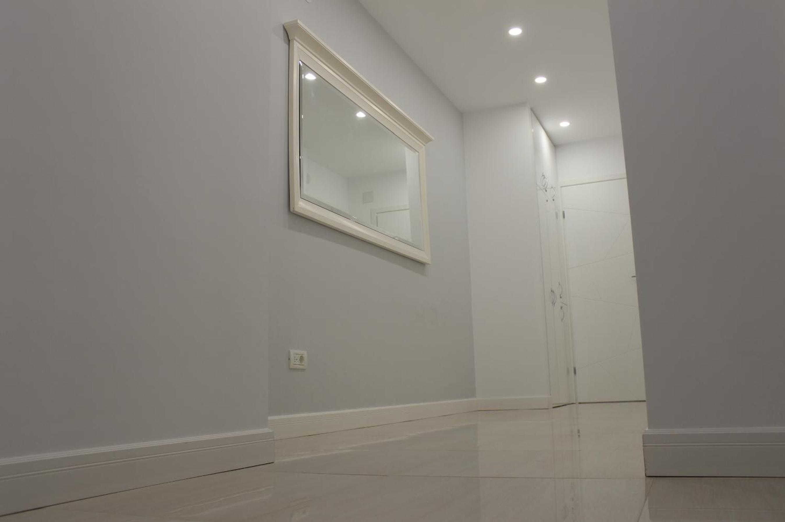 Deluxe Double Room with Balcony - Photo 19