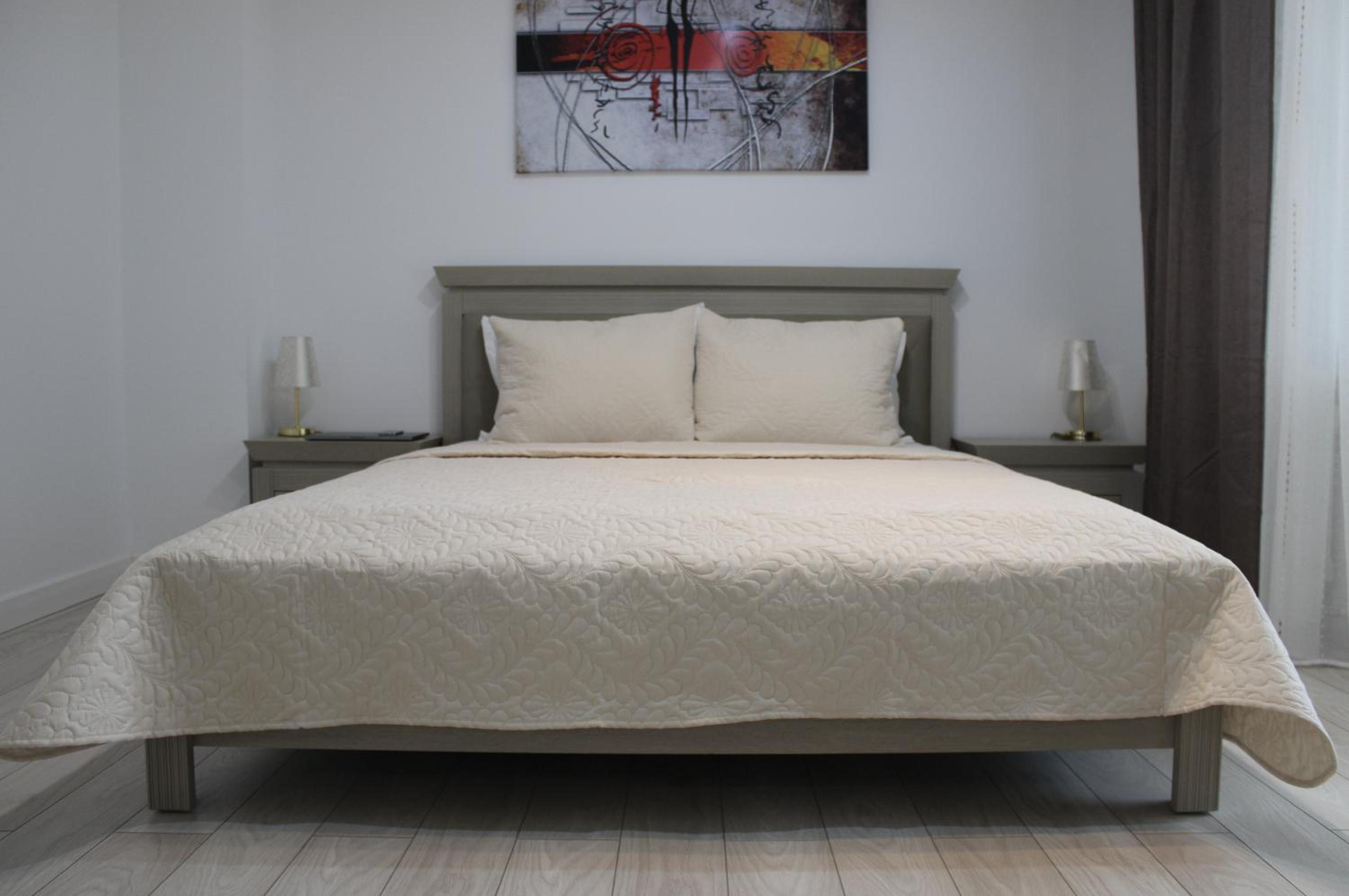 Deluxe Double Room with Balcony - Photo 3