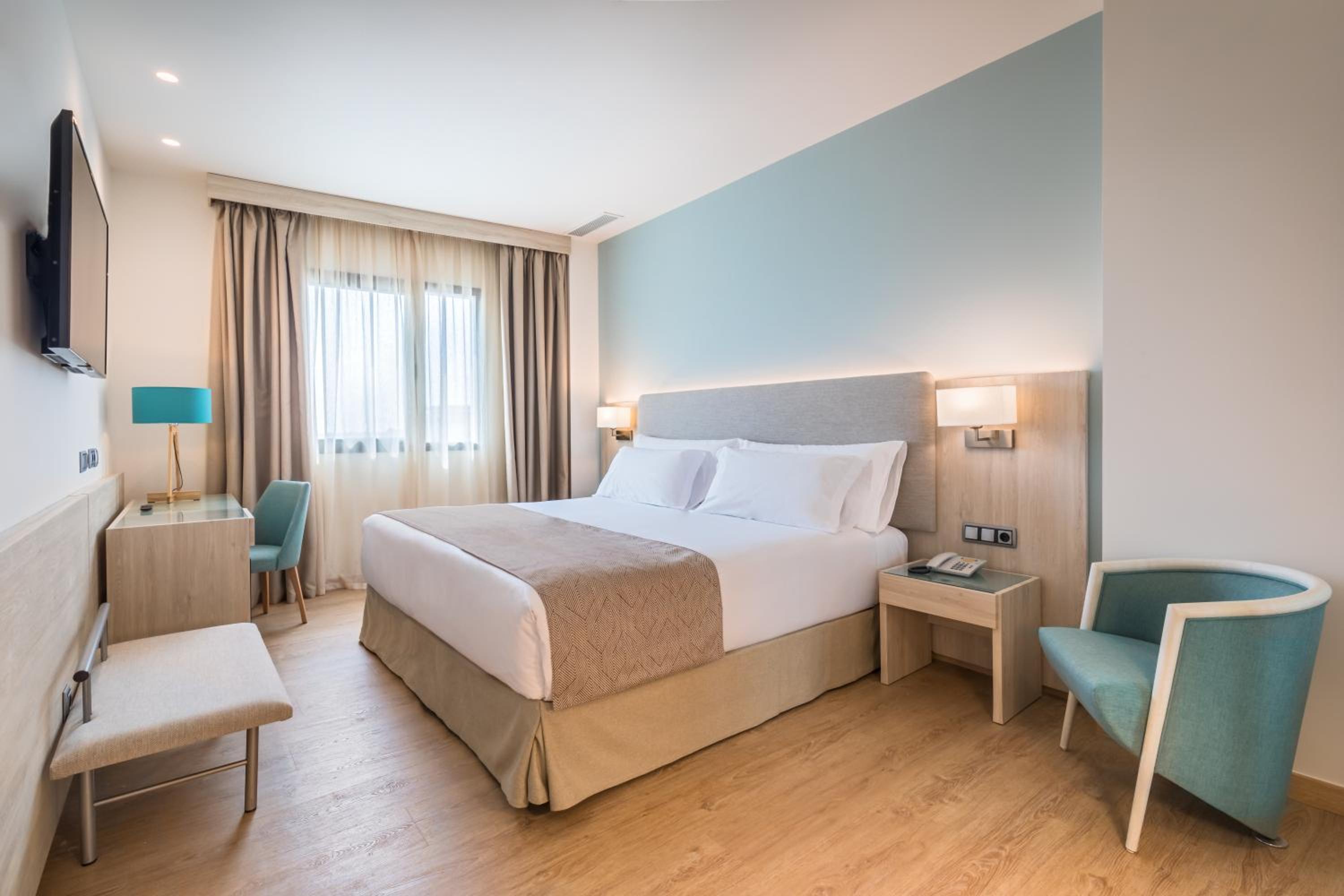Habitación Doble Estándar o con Dos Camas Individuales.