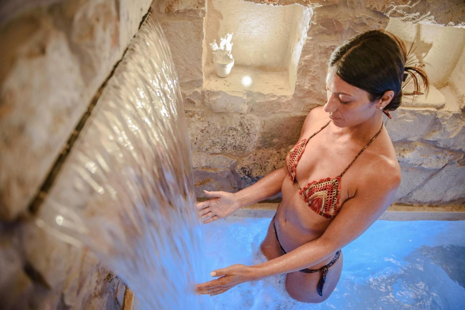 Suite with Private Pool - Photo 2